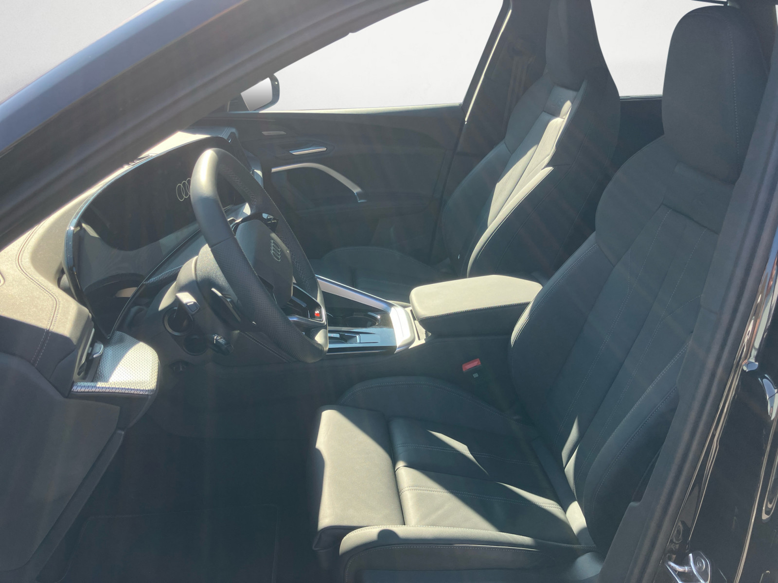 Audi - Q5 SUV TDI quattro  S tronic