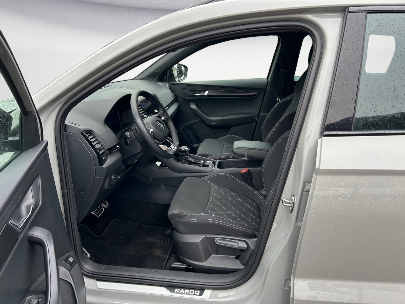 Skoda - Karoq 2.0 TSI 4x4 DSG Sportline