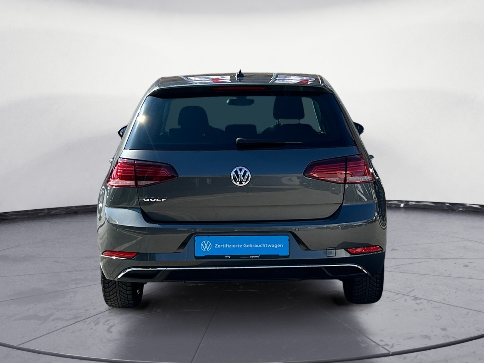 Volkswagen - Golf 1.0 TSI OPF IQ.DRIVE
