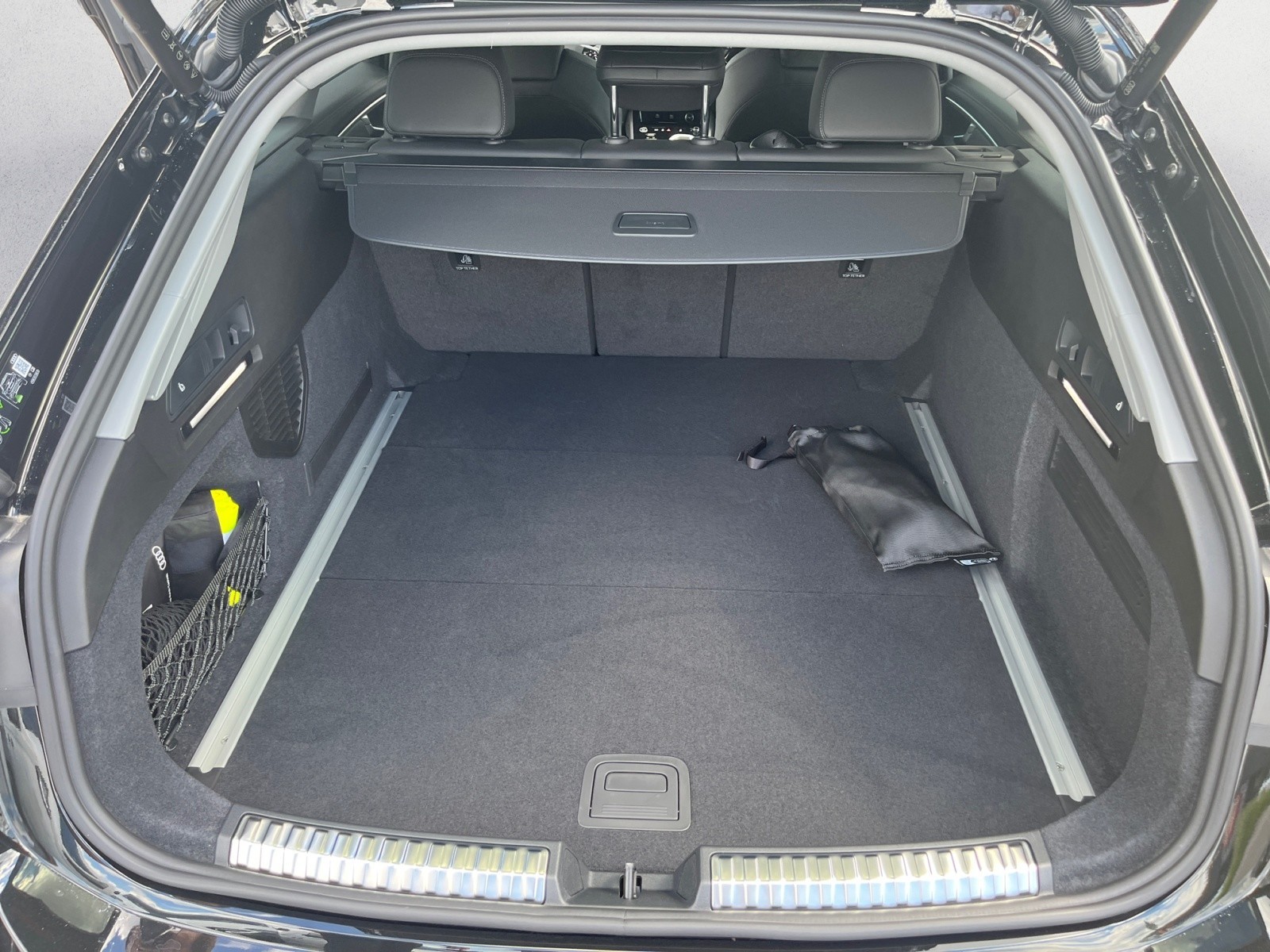 Audi - A6 Avant