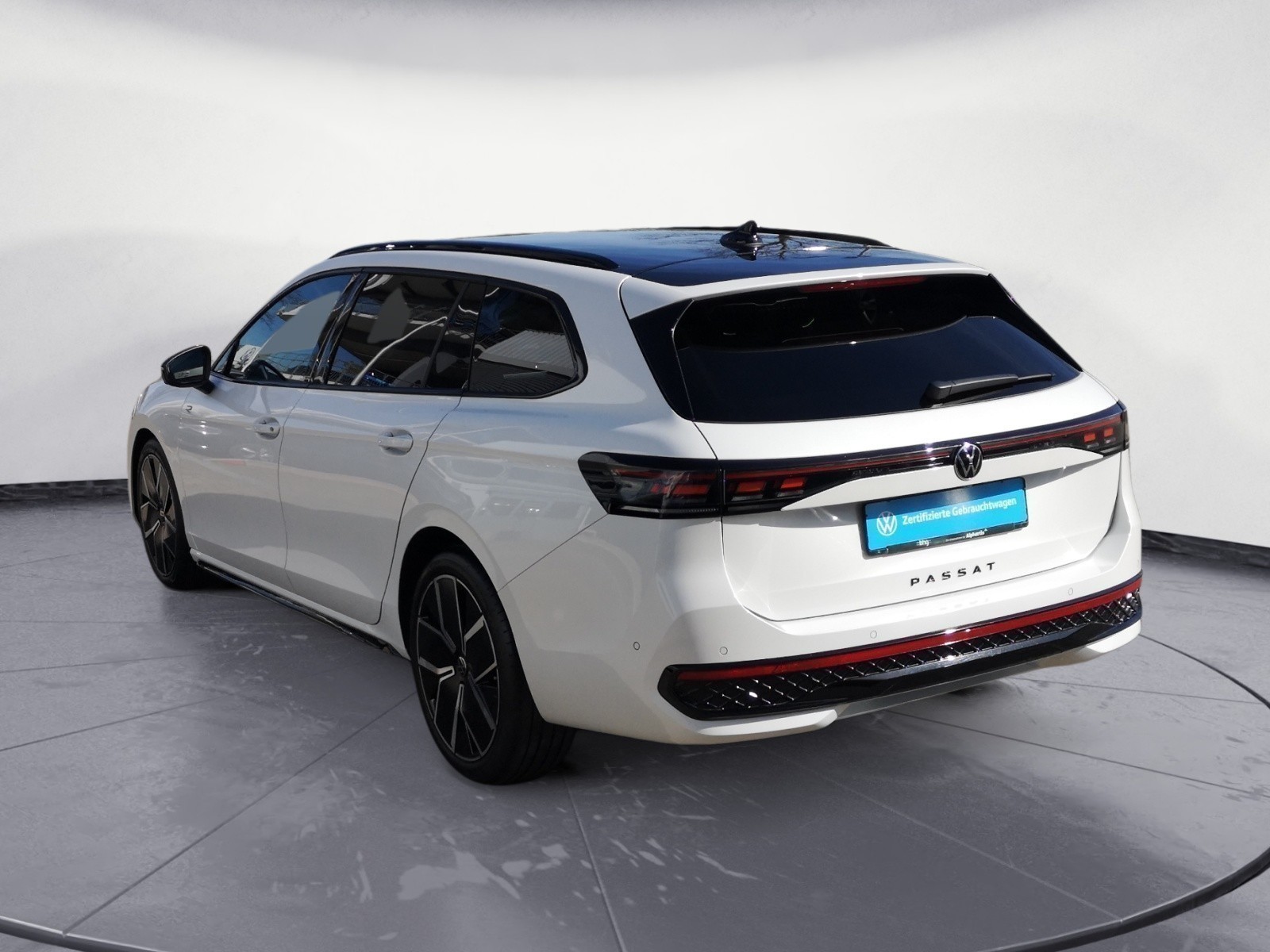 Volkswagen - Passat Variant 2.0 TDI R-Line DSG