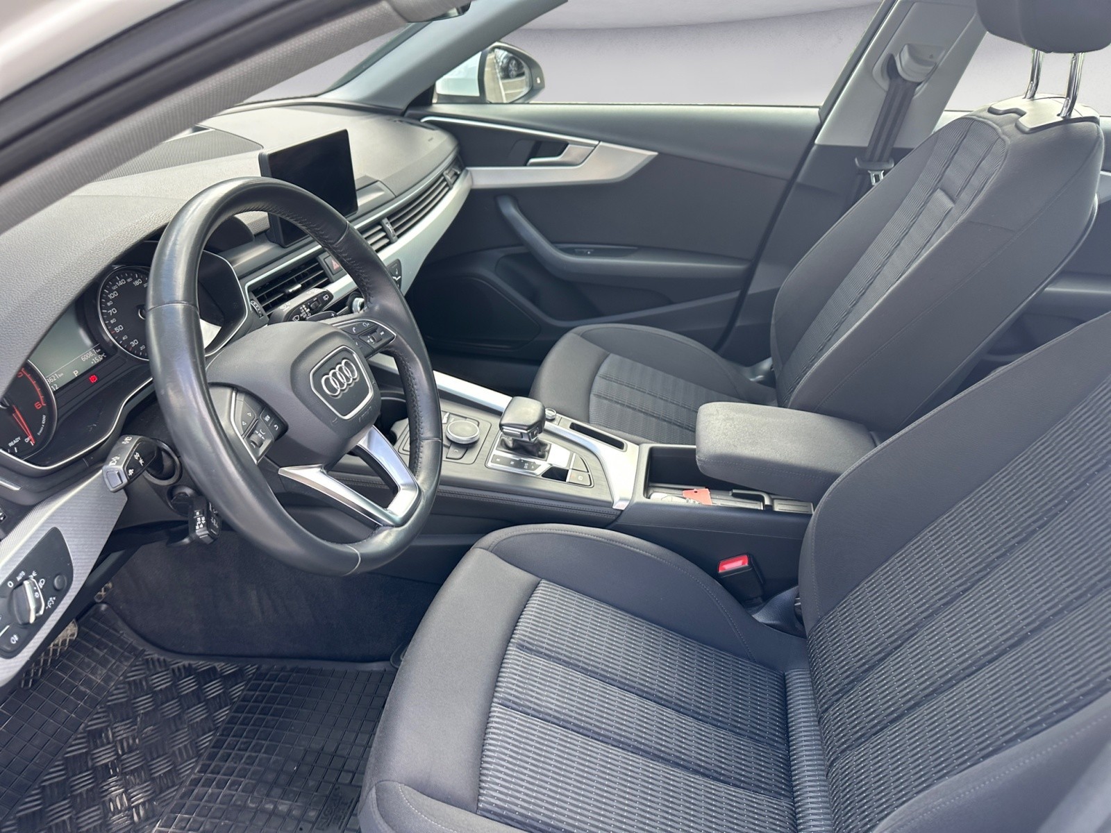 Audi - A4 Avant