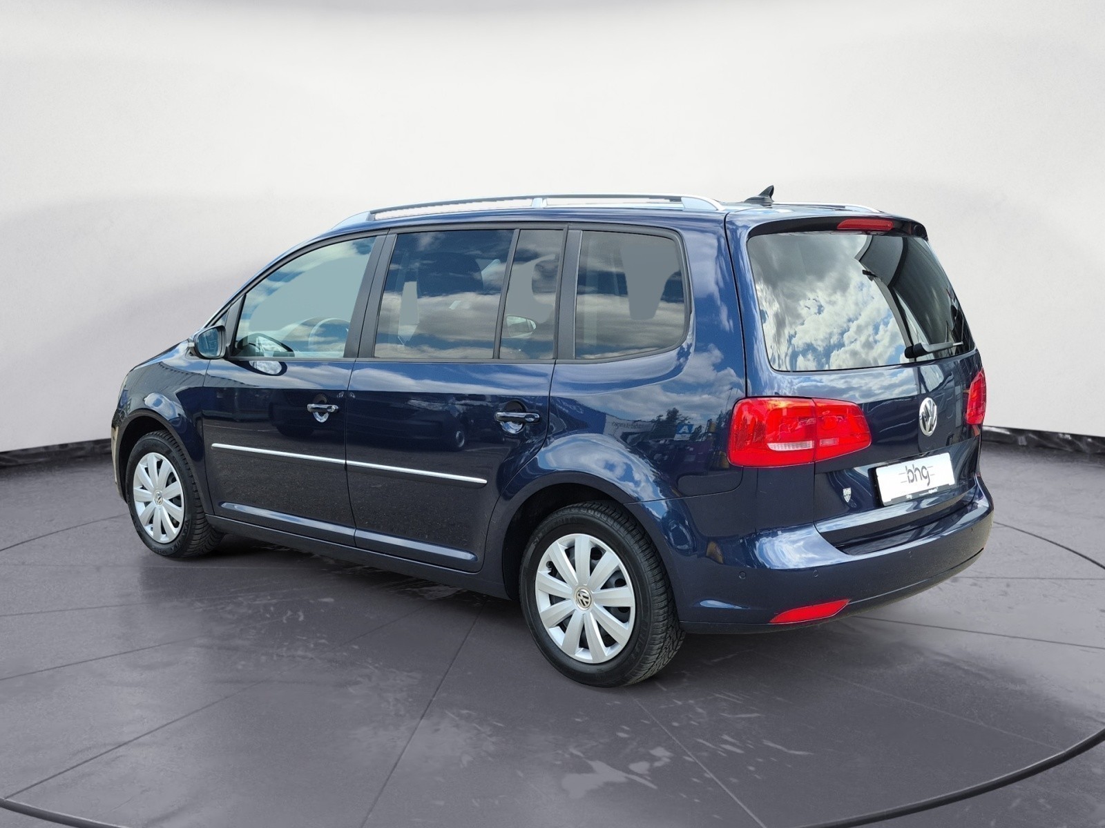 Volkswagen - Touran Highline 2.0 TDI DSG