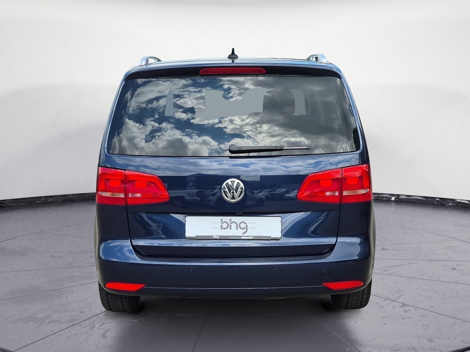 Volkswagen - Touran Highline 2.0 TDI DSG