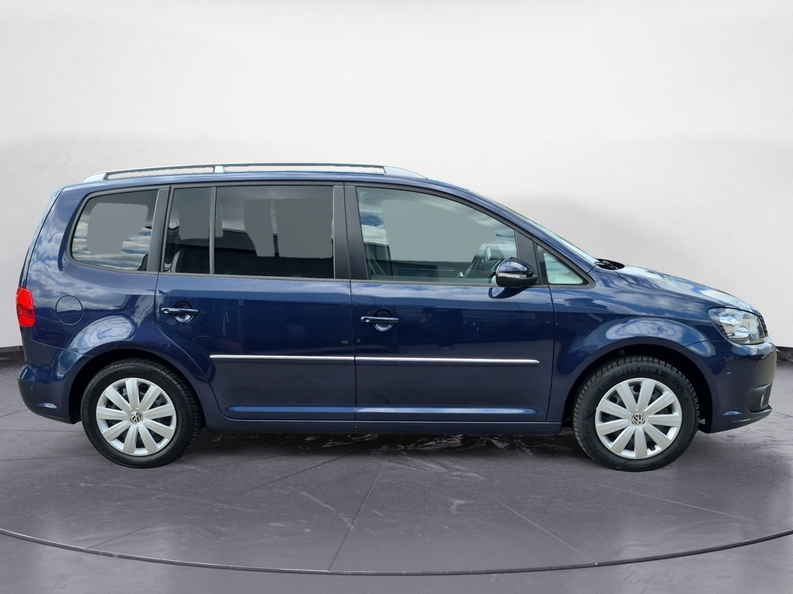 Volkswagen - Touran Highline 2.0 TDI DSG