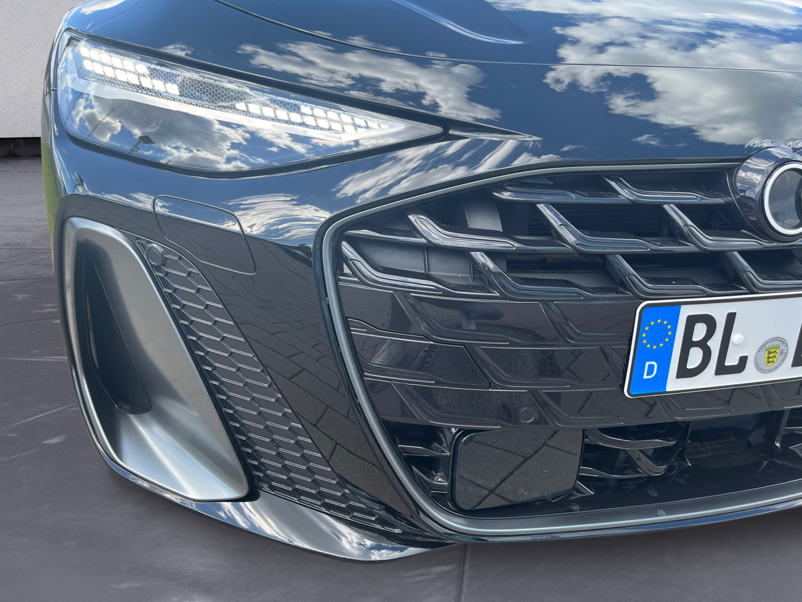 Audi - A6 Avant