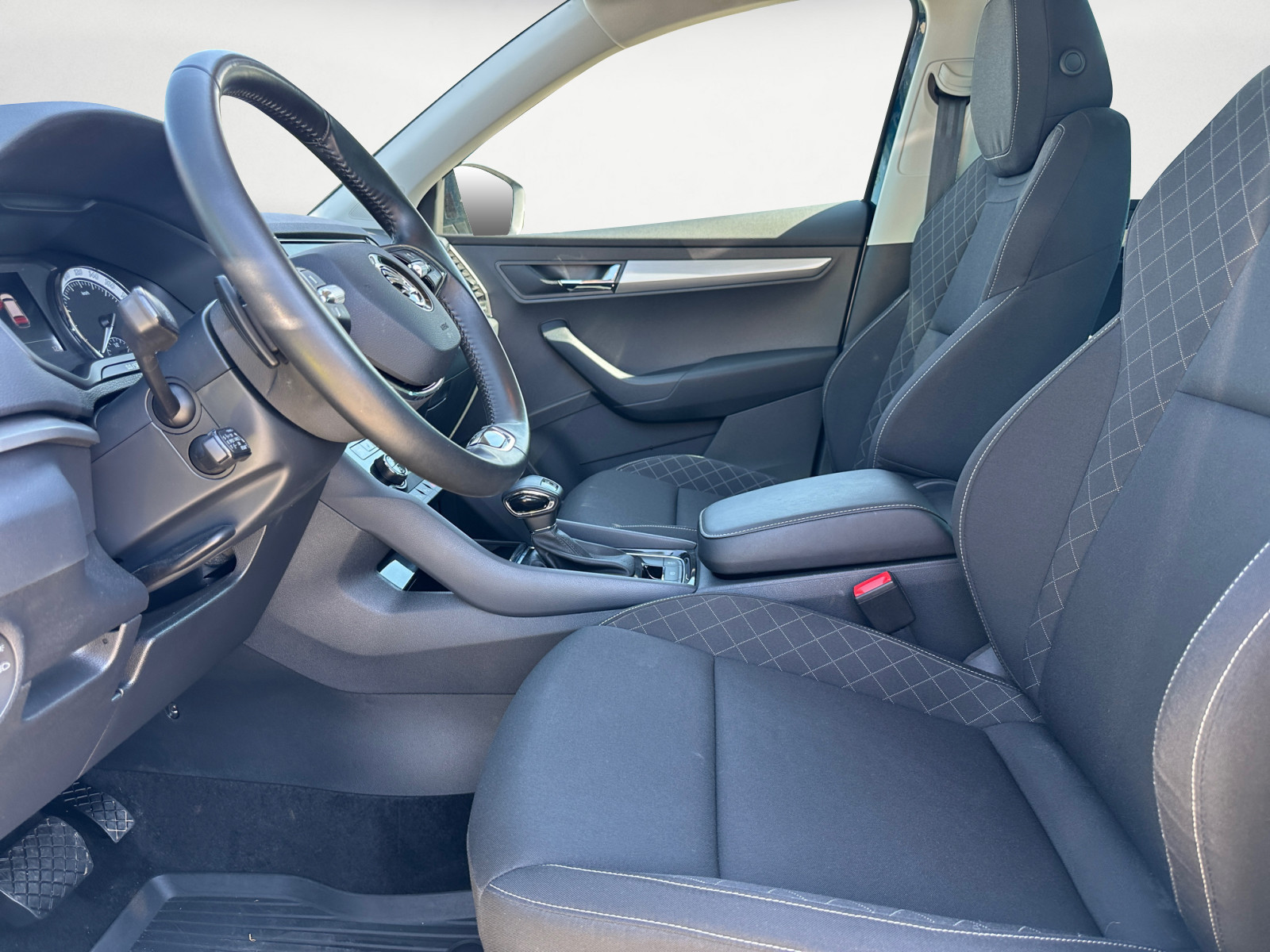 Skoda - Karoq 2.0 TDI SCR 4x4 DSG Ambition