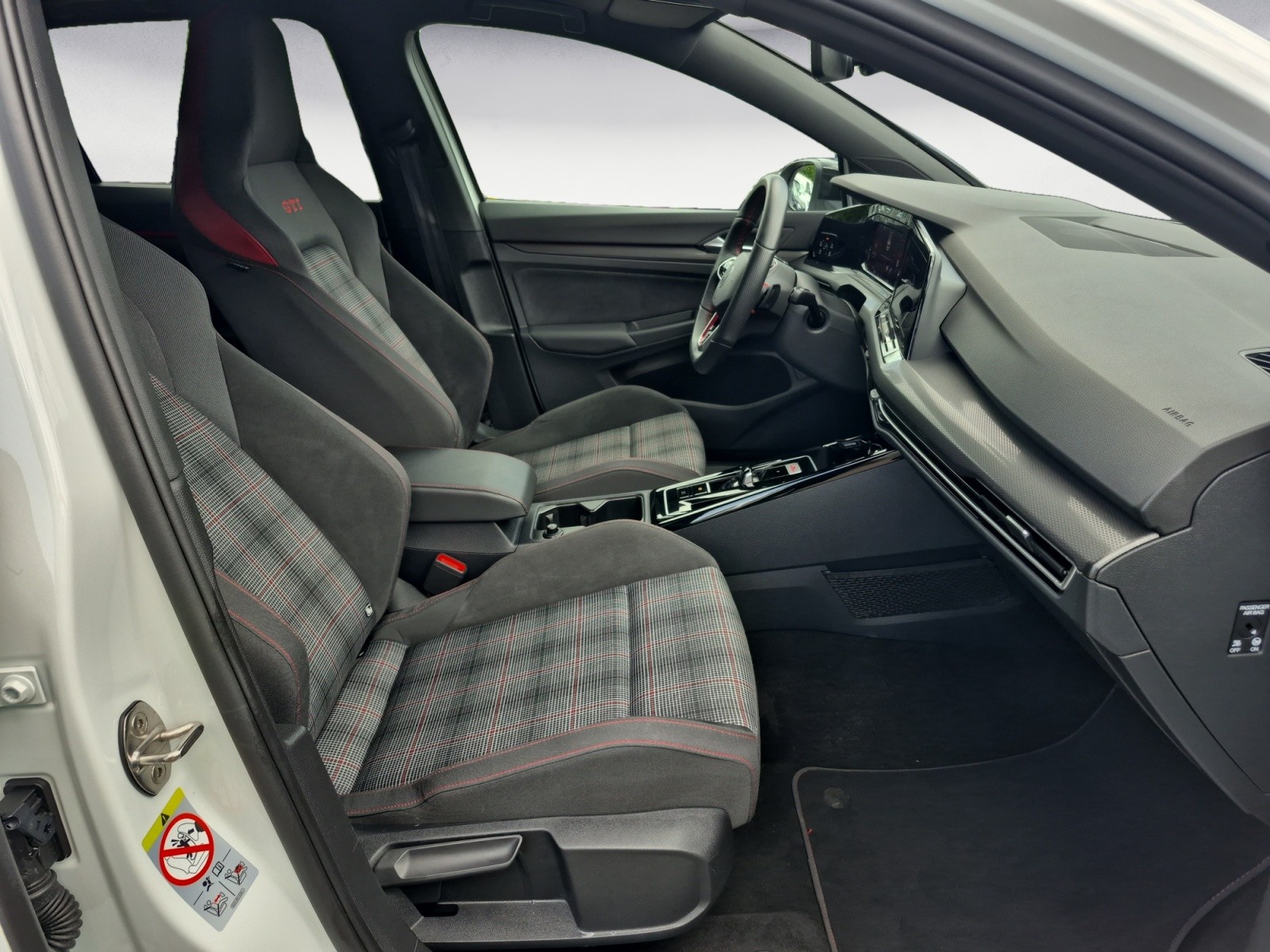 Volkswagen - Golf GTI 2.0 TSI DSG