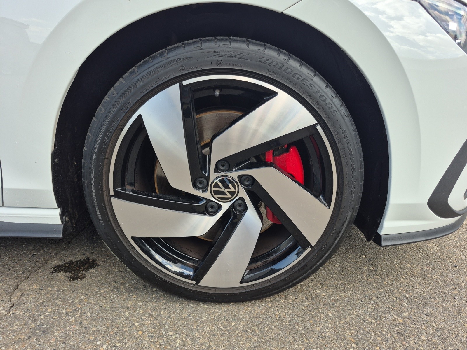 Volkswagen - Golf GTI 2.0 TSI DSG