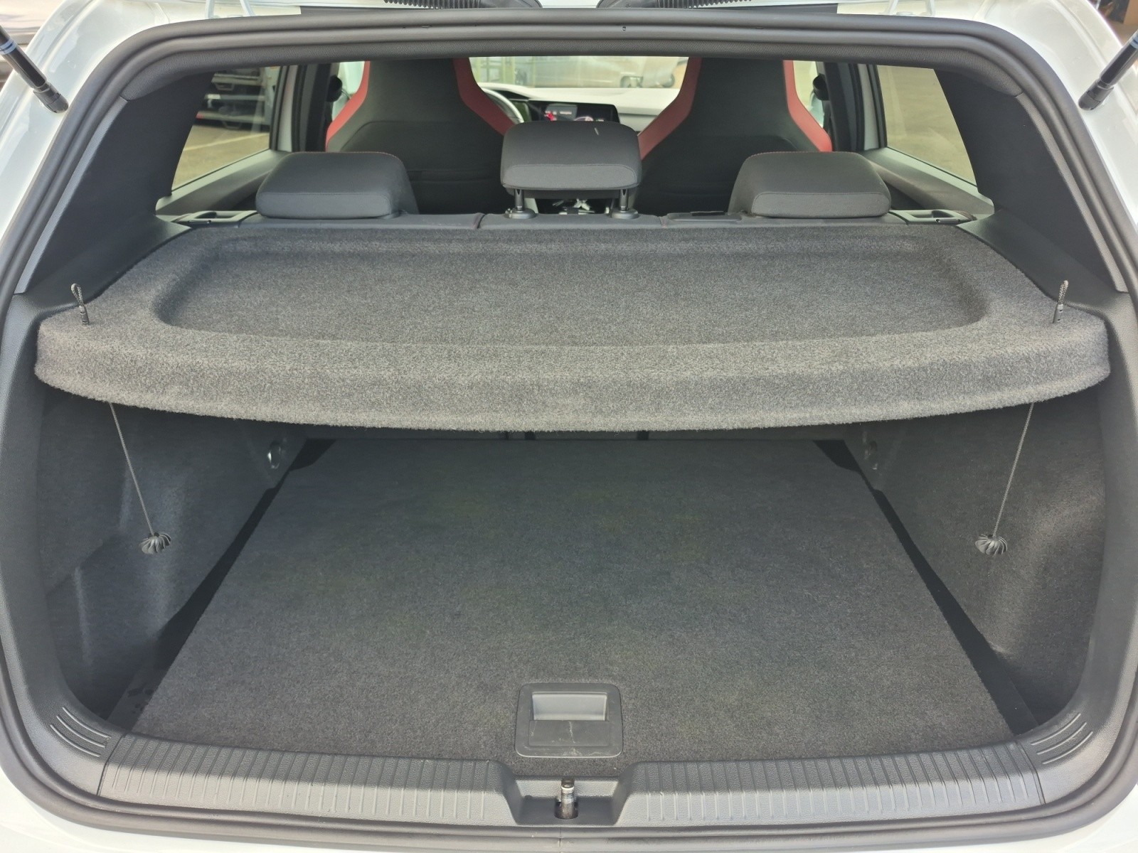 Volkswagen - Golf GTI 2.0 TSI DSG