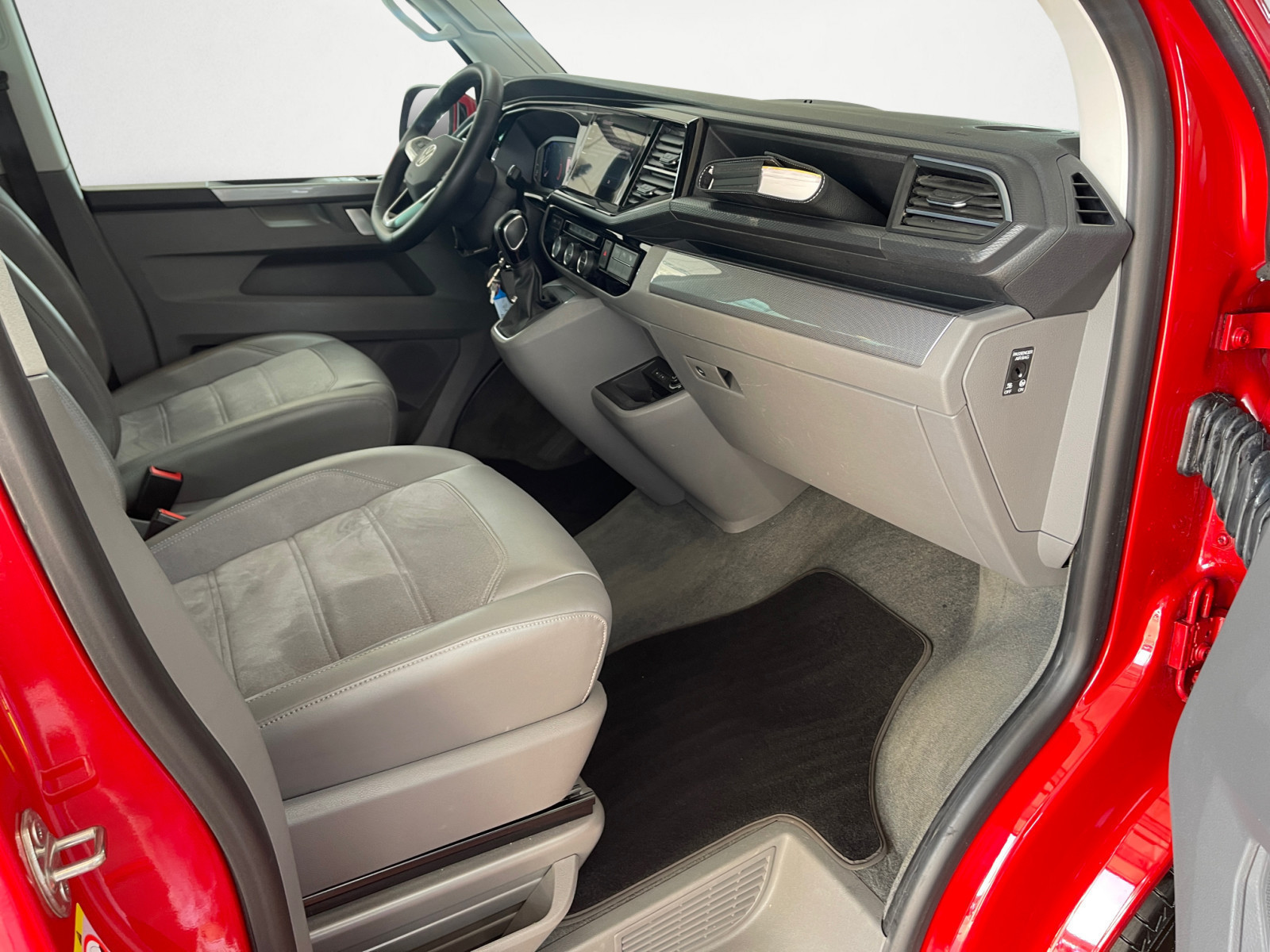 Volkswagen - California 6.1 Ocean 2,0 TDI DSG