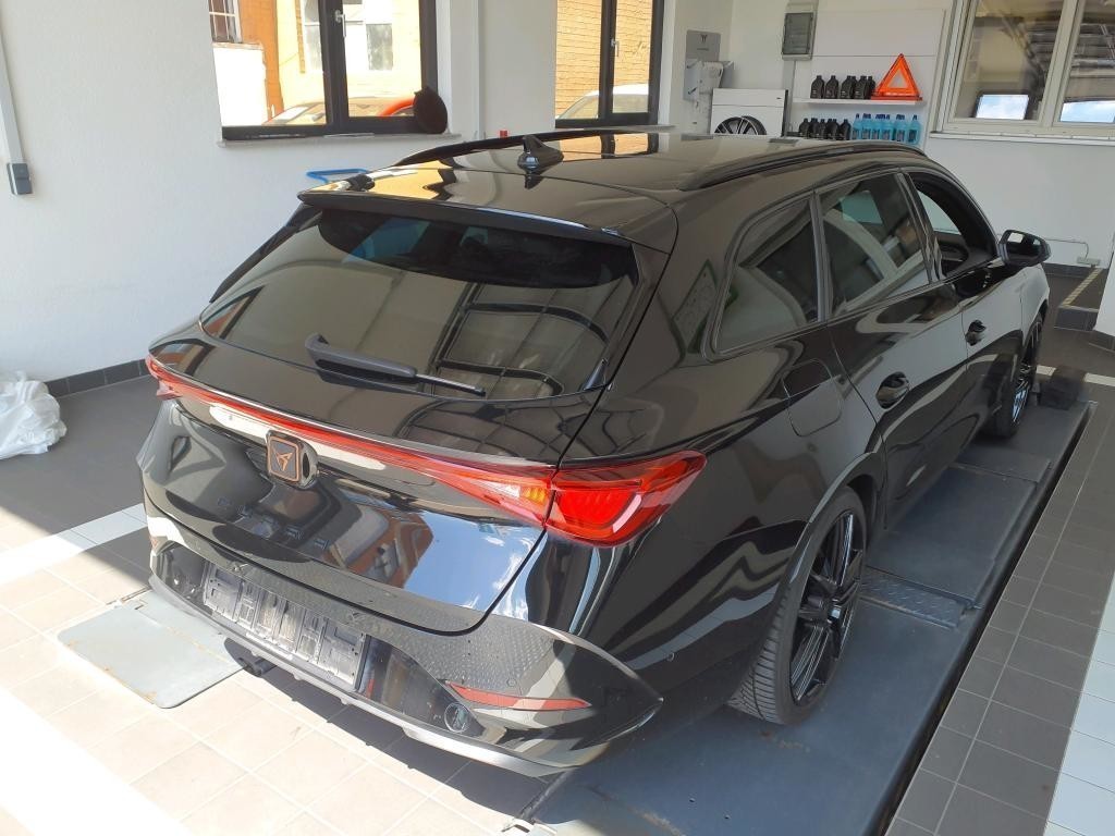 Cupra - Leon Sportstourer 1.4 e-Hybrid  System) VZ