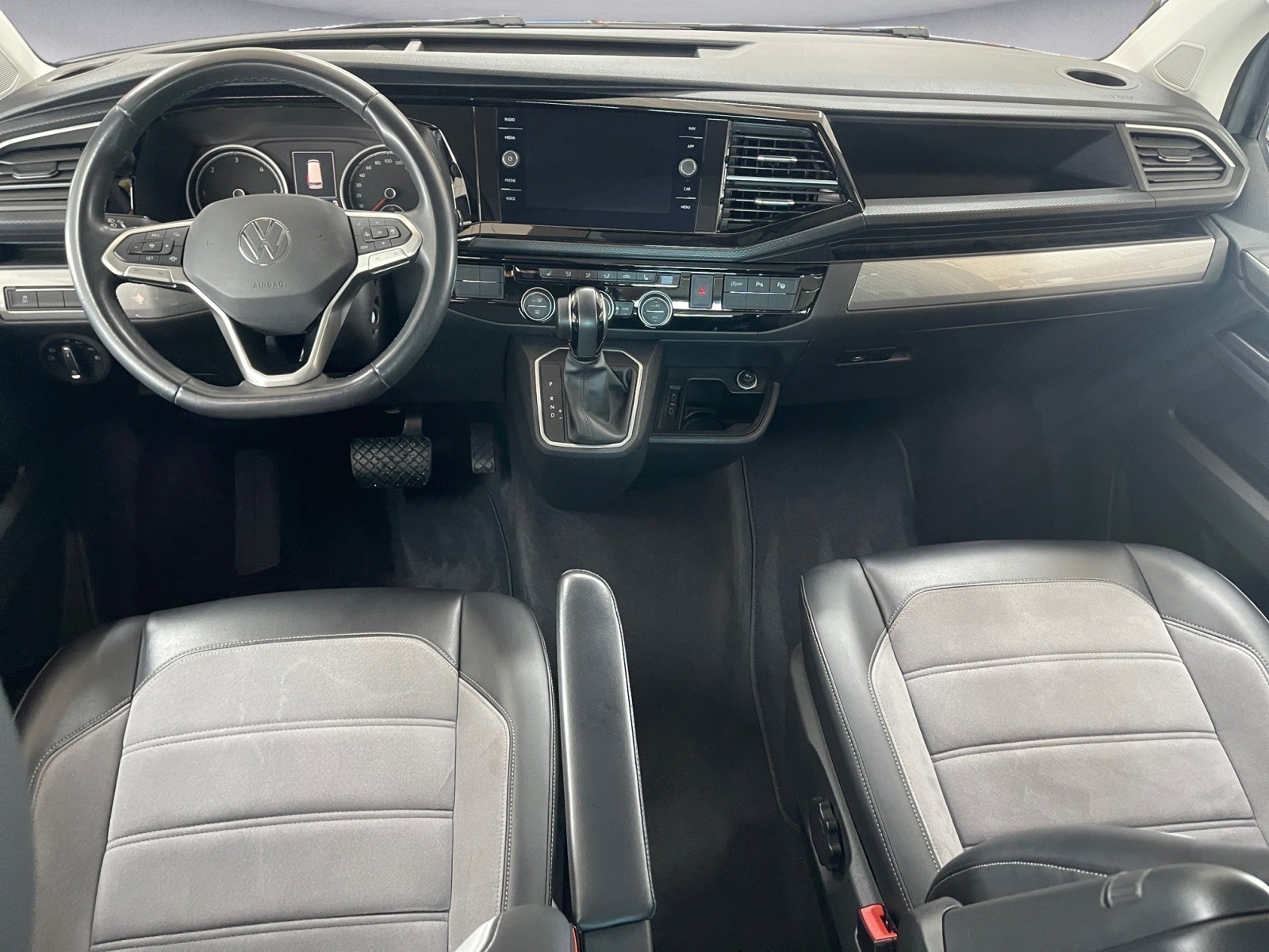 Volkswagen - T6 Multivan T6.1 Kurz DSG Comfortline