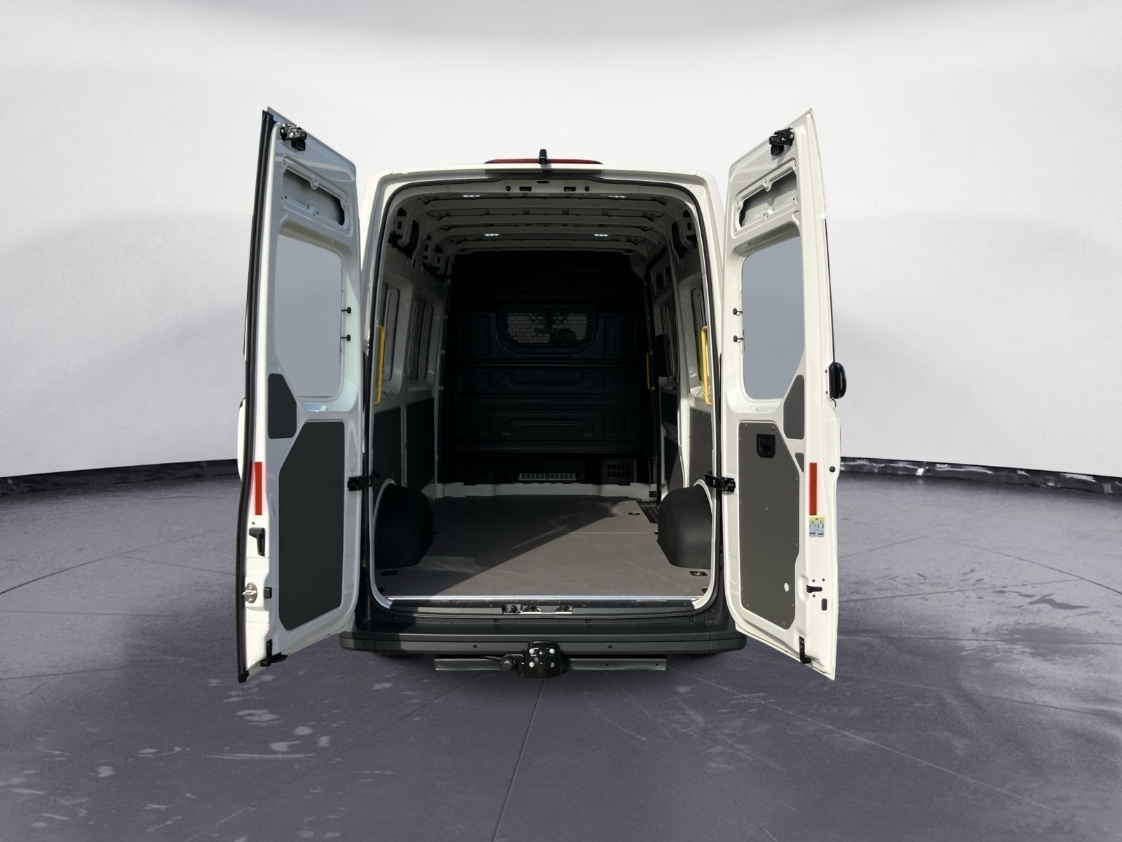 Volkswagen - Crafter 35 Kasten 2,0 l  Frontantrieb 6-Gang Radst. 3640 mm