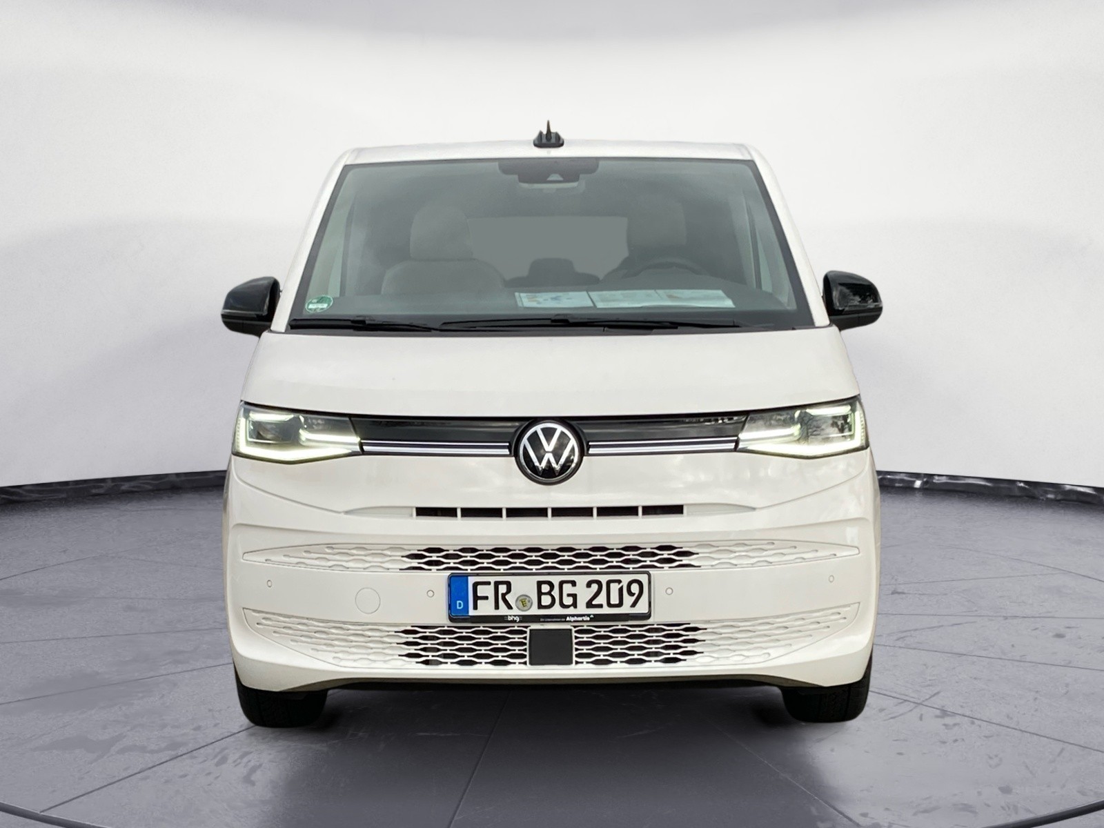 Volkswagen - Multivan Life 2,0 l TDI SCR Frontantrieb 7-Gang-DSG Radst. 3124 mm langer Überhang