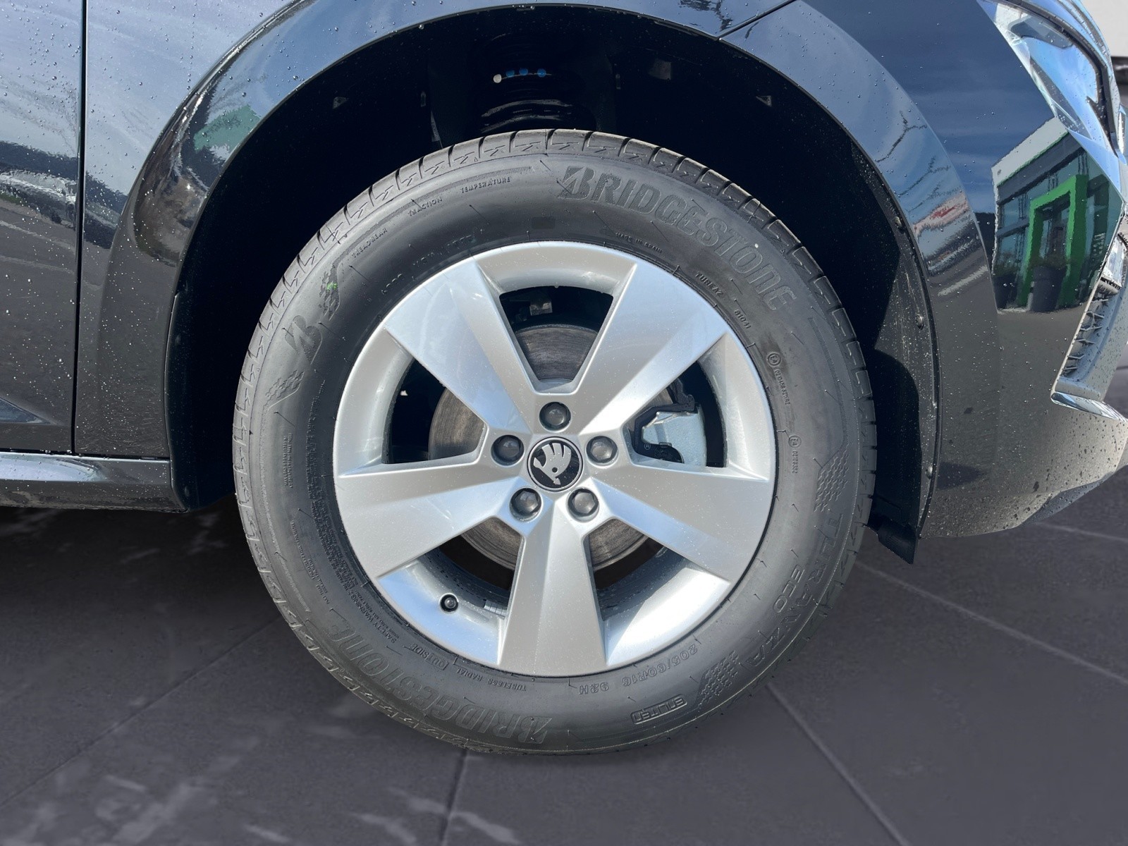 Skoda - Kamiq Essence 1,0 TSI 7-Gang-DSG