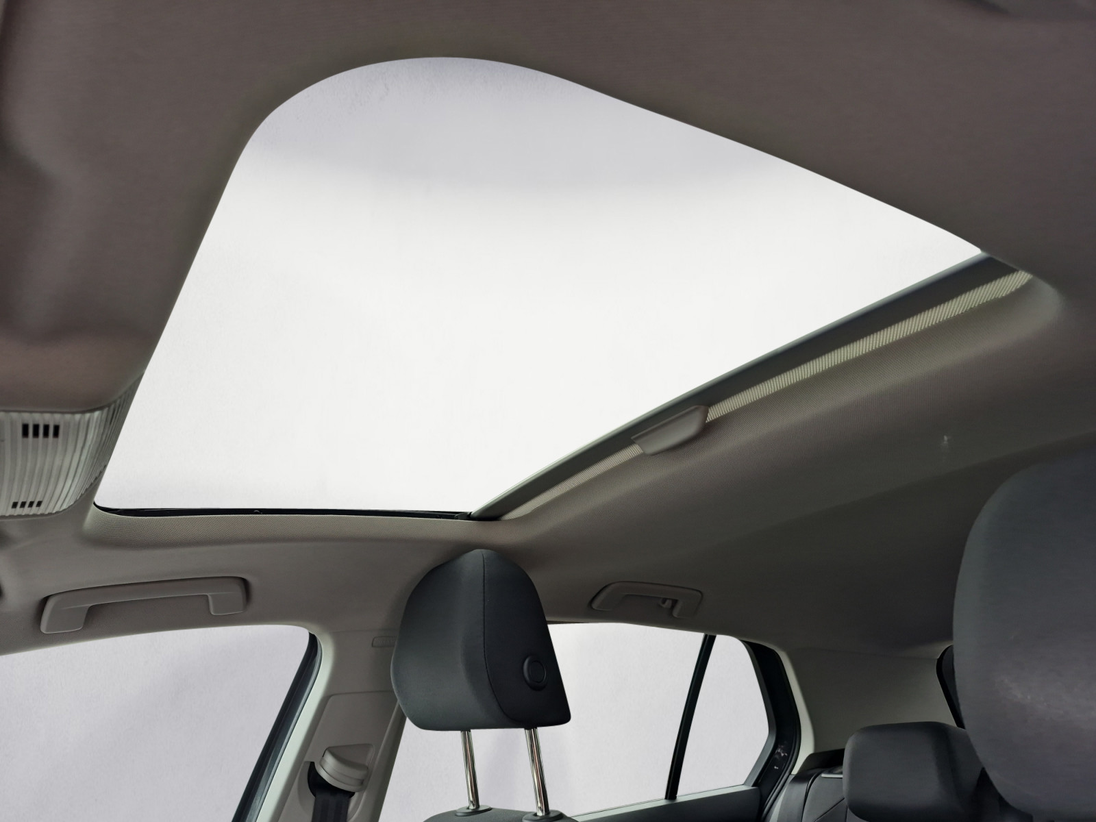 Volkswagen - Golf 1.5 TSI Life