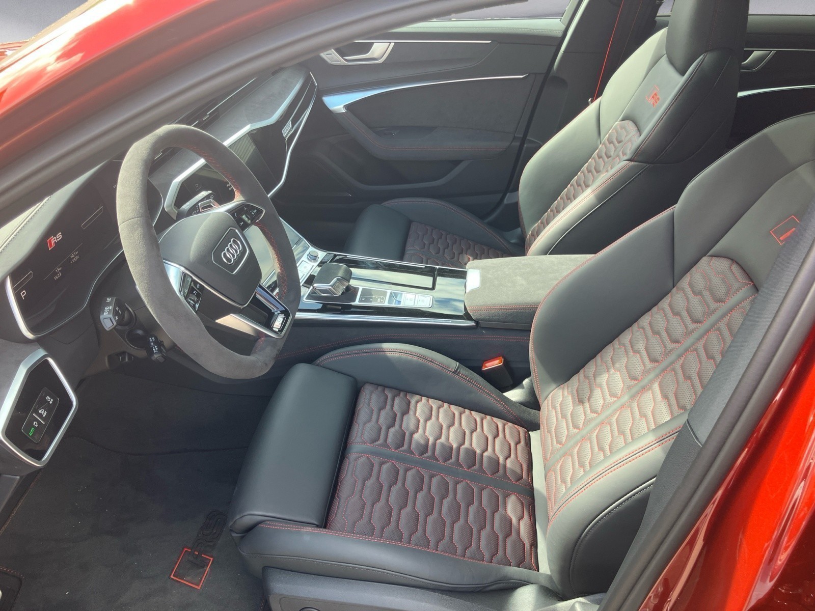 Audi - RS 6 Avant performance 463(630) kW( PS) tiptronic
