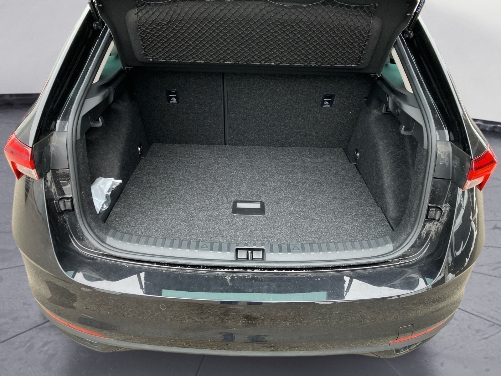 Skoda - Scala Tour 1,0 TSI 7-Gang-DSG