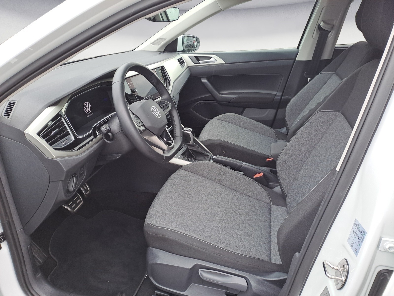 Volkswagen - Polo 1.0 TSI OPF DSG Move