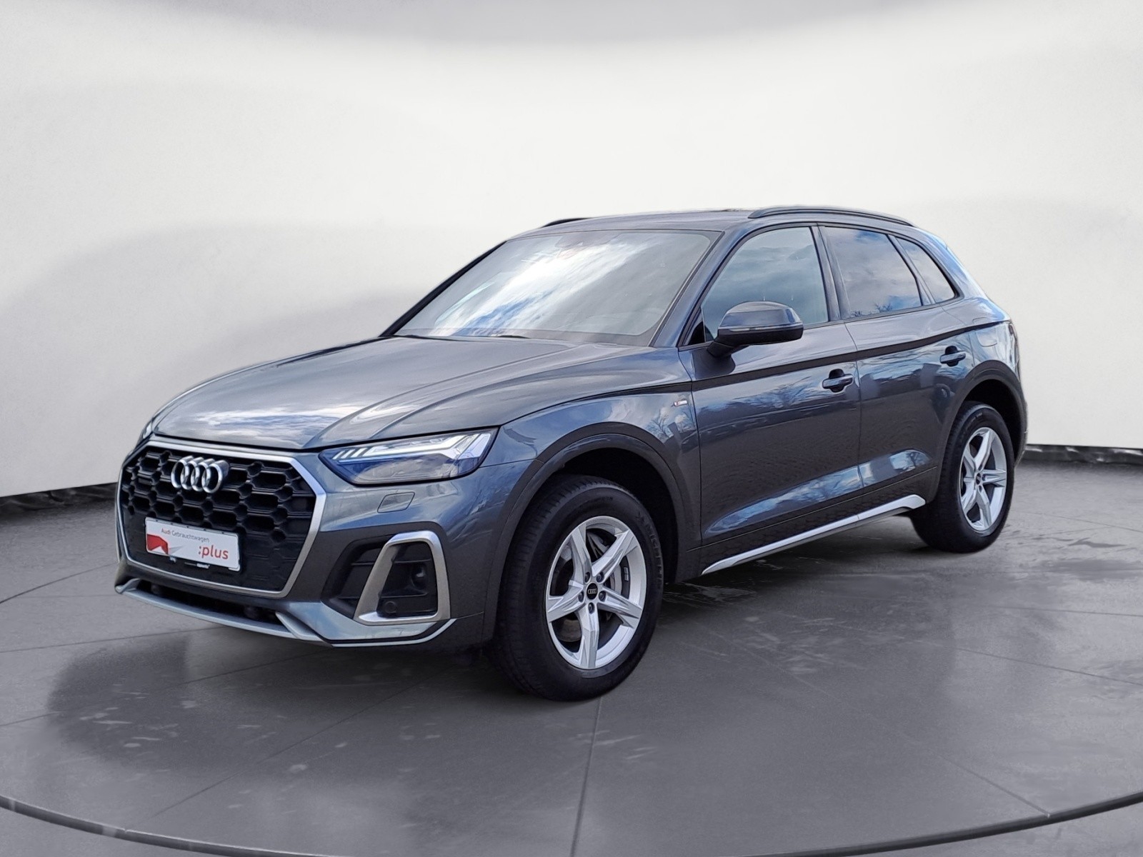 Audi - Q5 S line 50TFSI e quattro S tronic