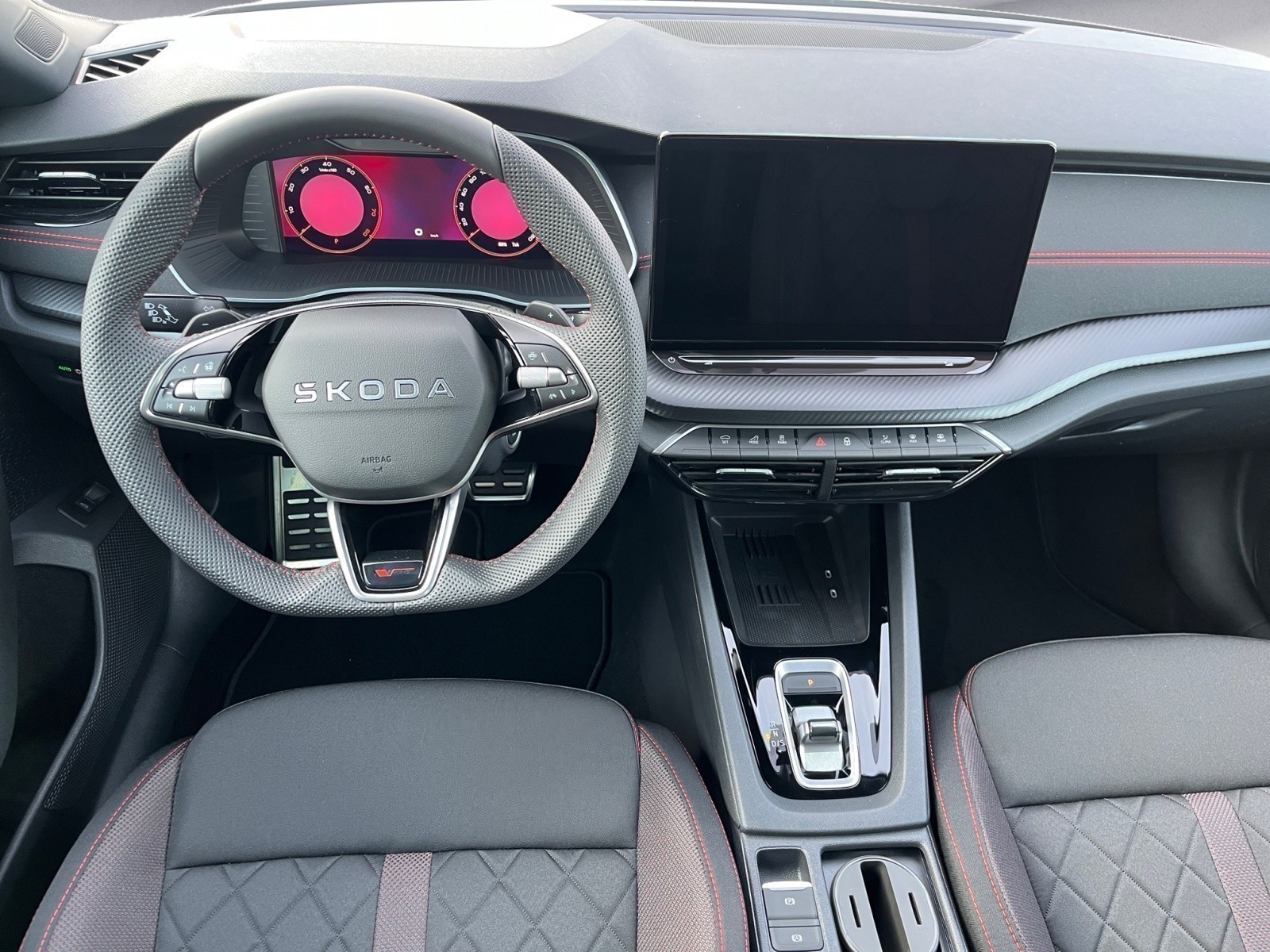 Skoda - Octavia Combi RS 2,0 TSI 7-Gang-DSG