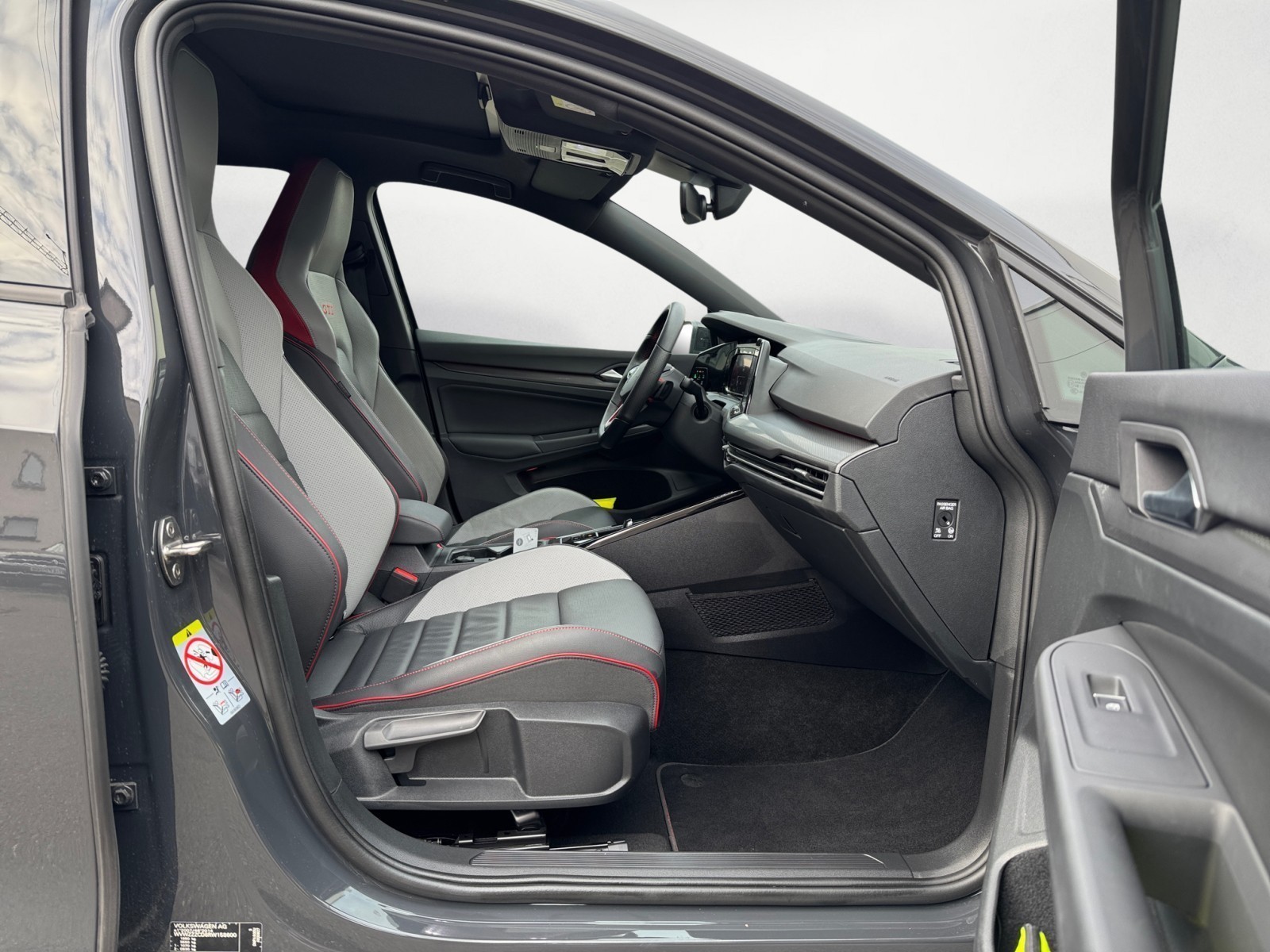 Volkswagen - Golf GTI 2.0 TSI DSG