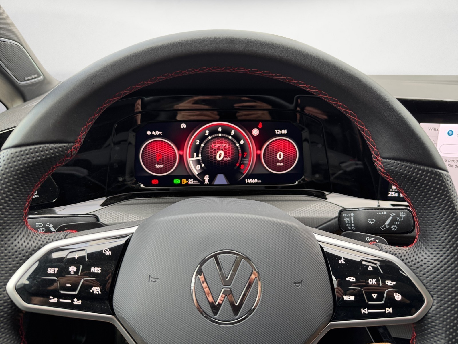 Volkswagen - Golf GTI 2.0 TSI DSG