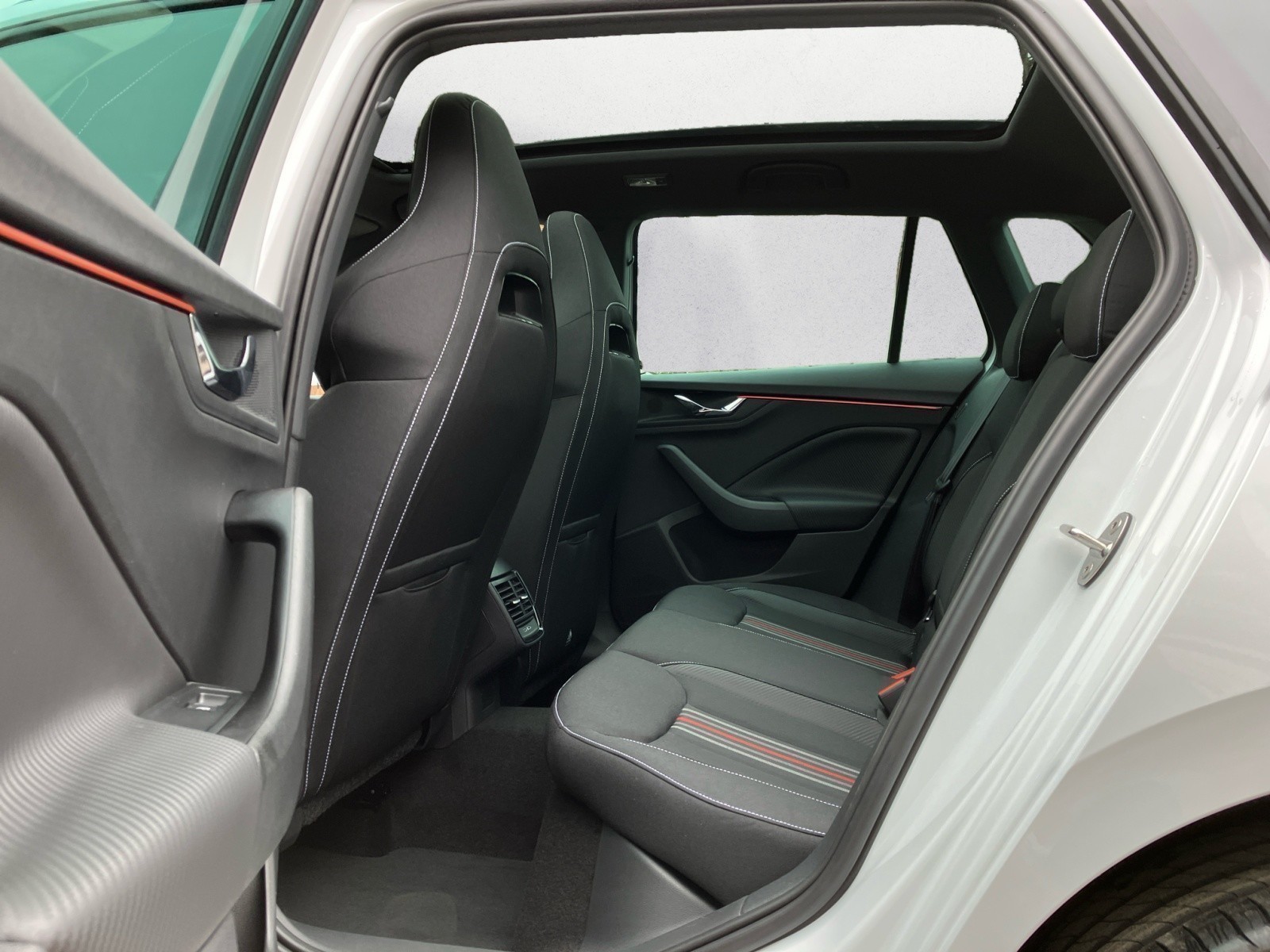 Skoda - Kamiq Monte Carlo 1,0 TSI  7-Gang-DSG
