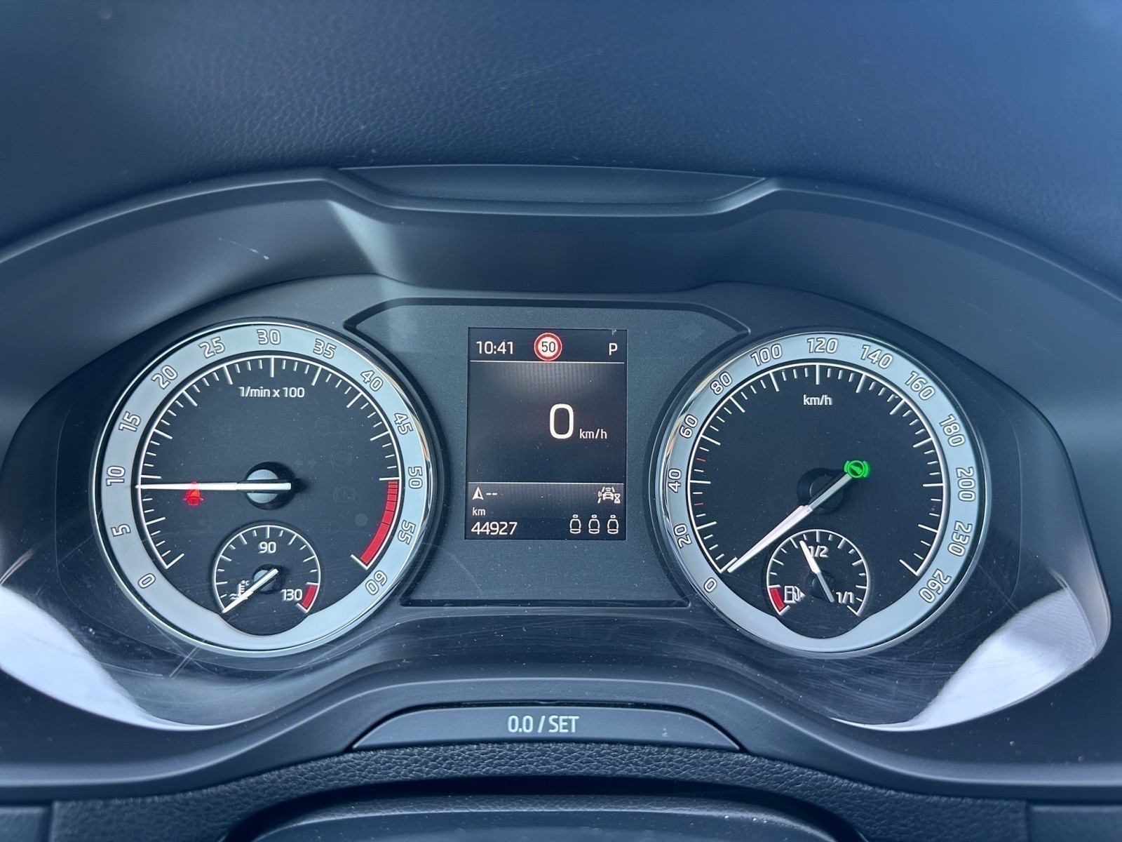 Skoda - Karoq 2.0 TDI SCR 4x4 DSG Ambition