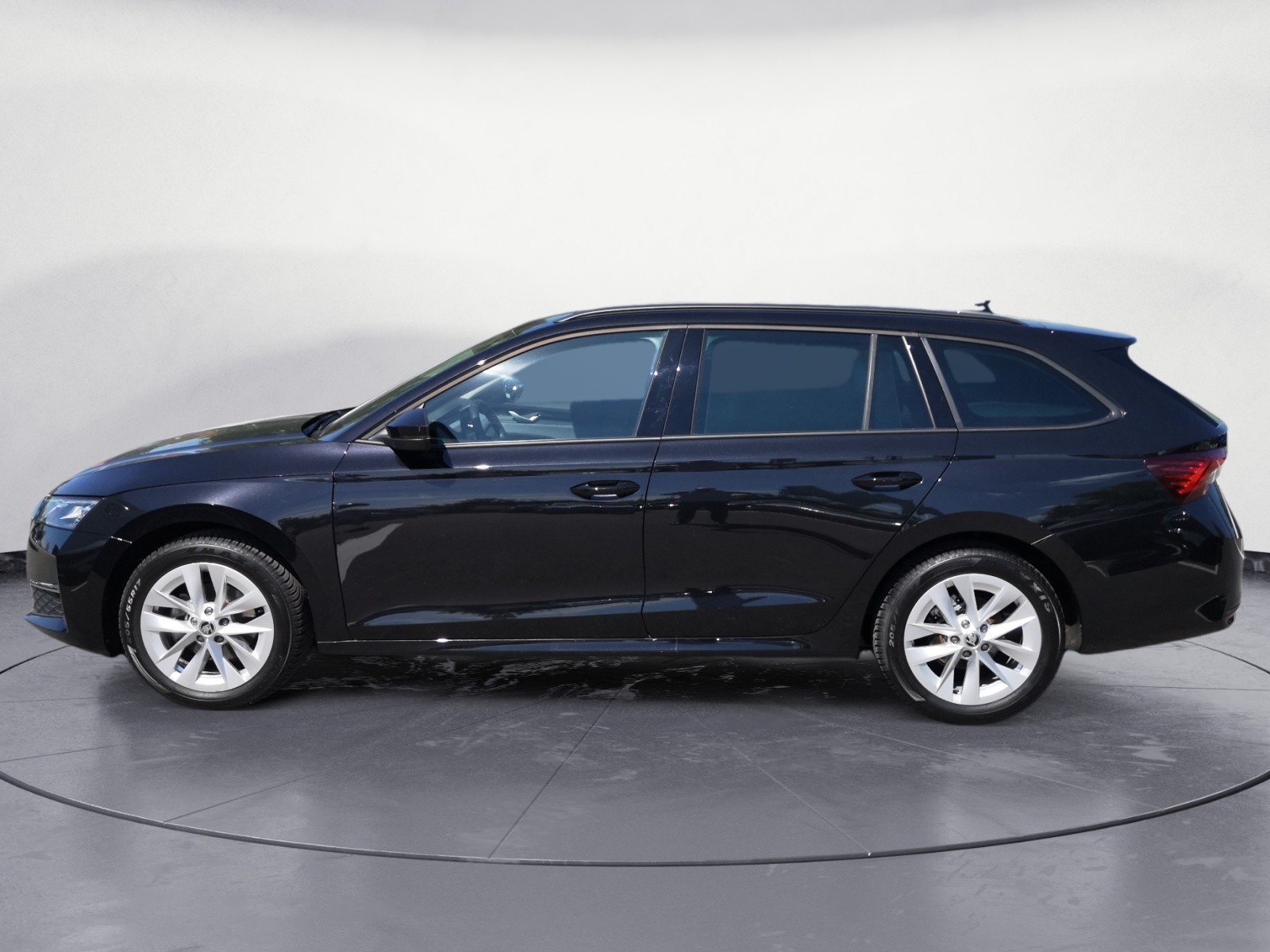 Skoda - Octavia Combi 1.5 TSI mHEV DSG Selection