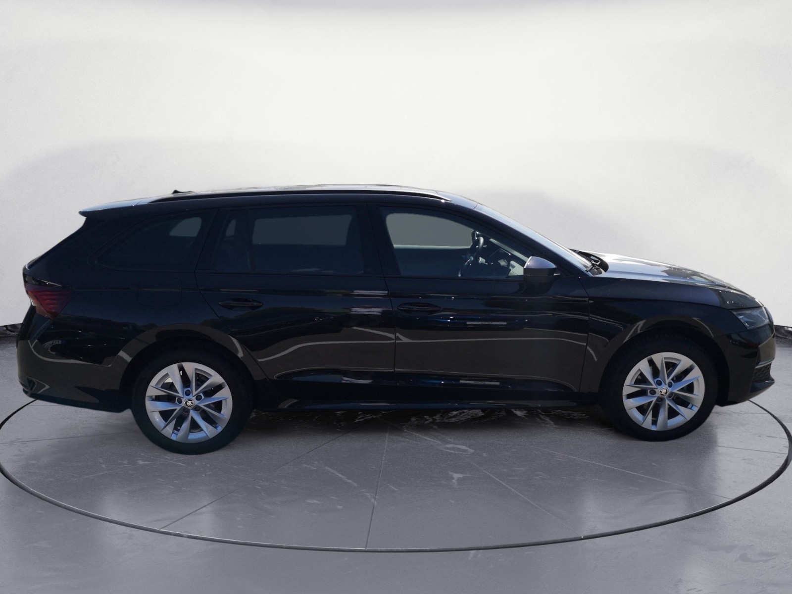 Skoda - Octavia Combi 1.5 TSI mHEV DSG Selection