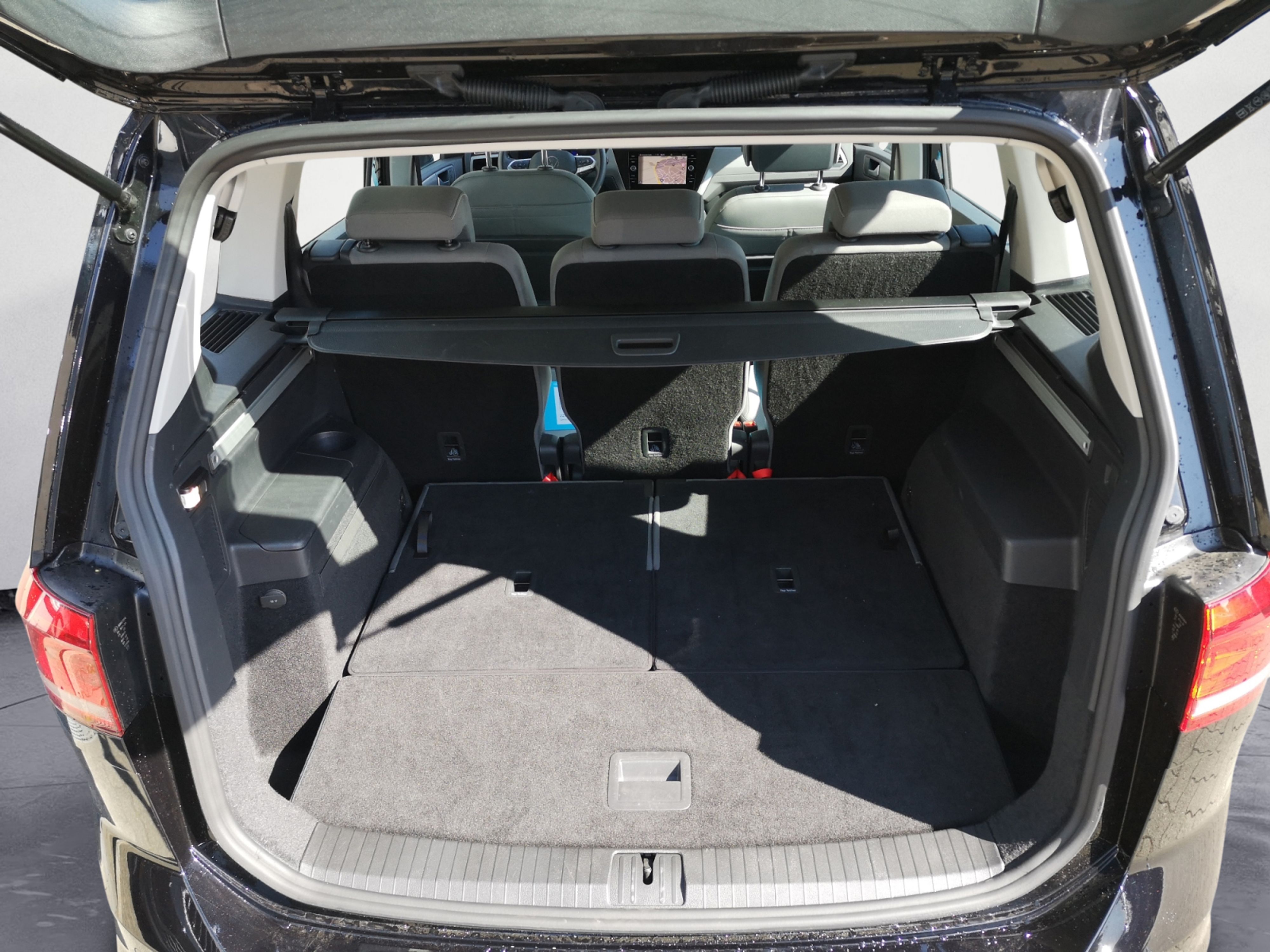 Volkswagen - Touran 1.5 TSI COMFORTLINE