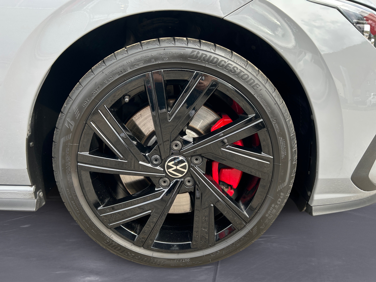 Volkswagen - Golf GTI 2.0 TSI DSG