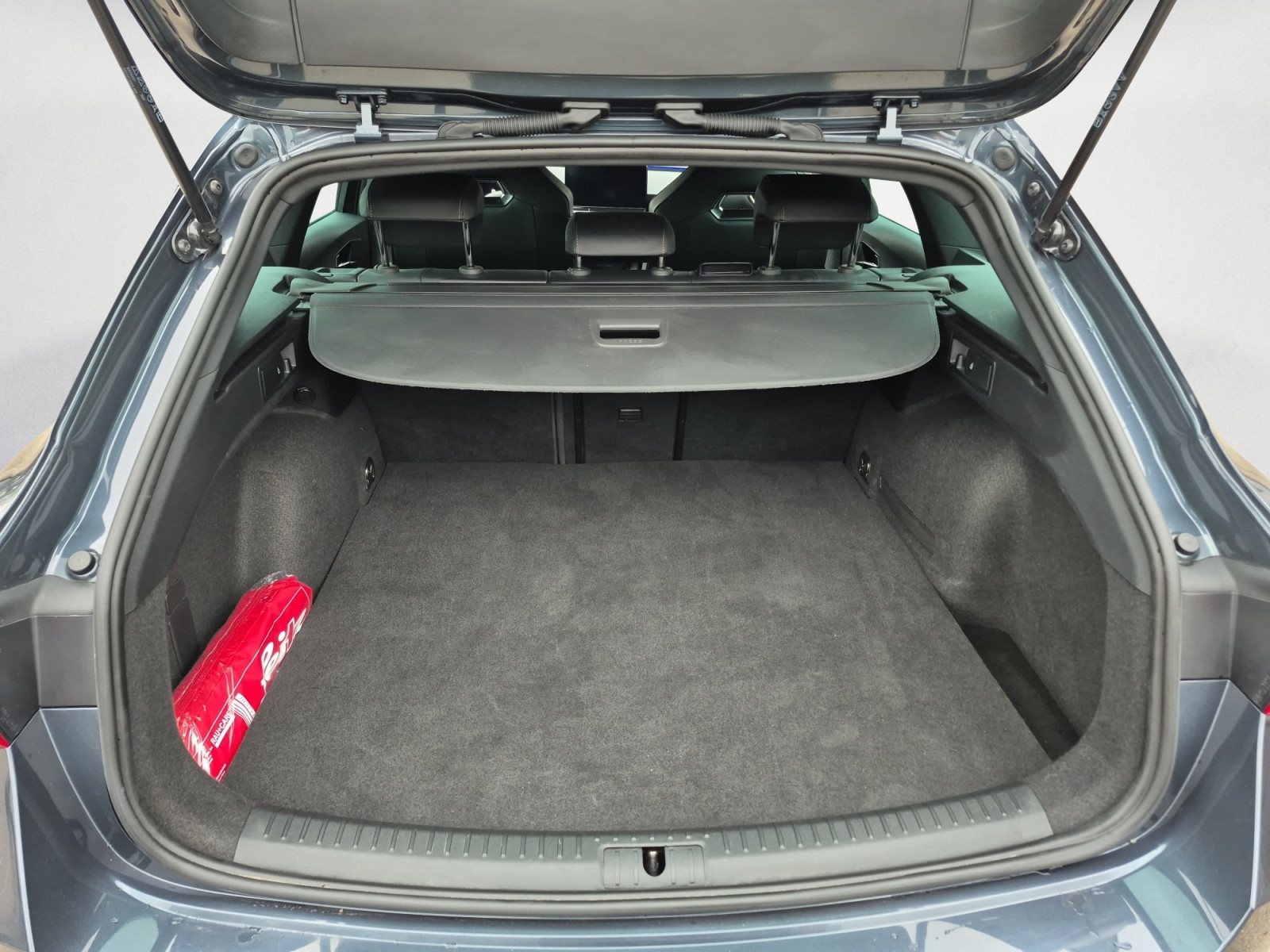 Cupra - Leon Sportstourer 1.4 e-Hybrid System)