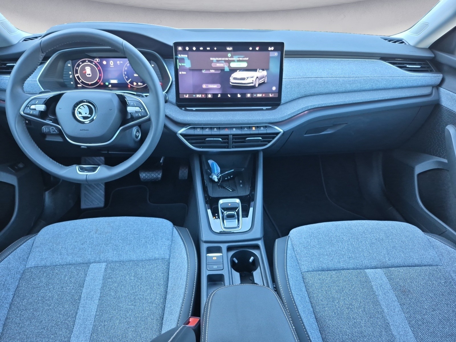 Skoda - Octavia Combi 2.0 TDI DSG Selection
