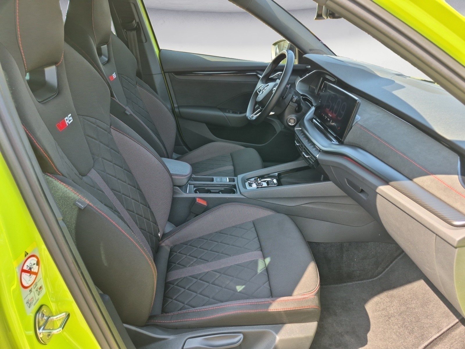 Skoda - Octavia Combi 1.4 TSI iV DSG RS