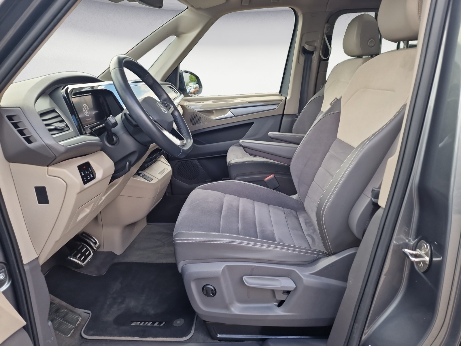 Volkswagen - T7 Multivan Style 2.0 TDI DSG