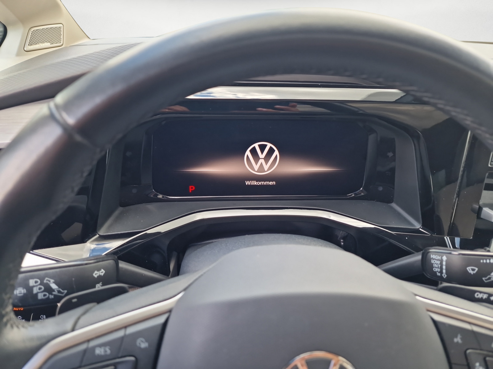 Volkswagen - T7 Multivan Style 2.0 TDI DSG