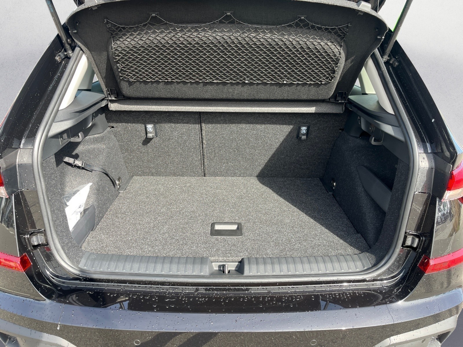 Skoda - Kamiq Essence 1,0 TSI 7-Gang-DSG