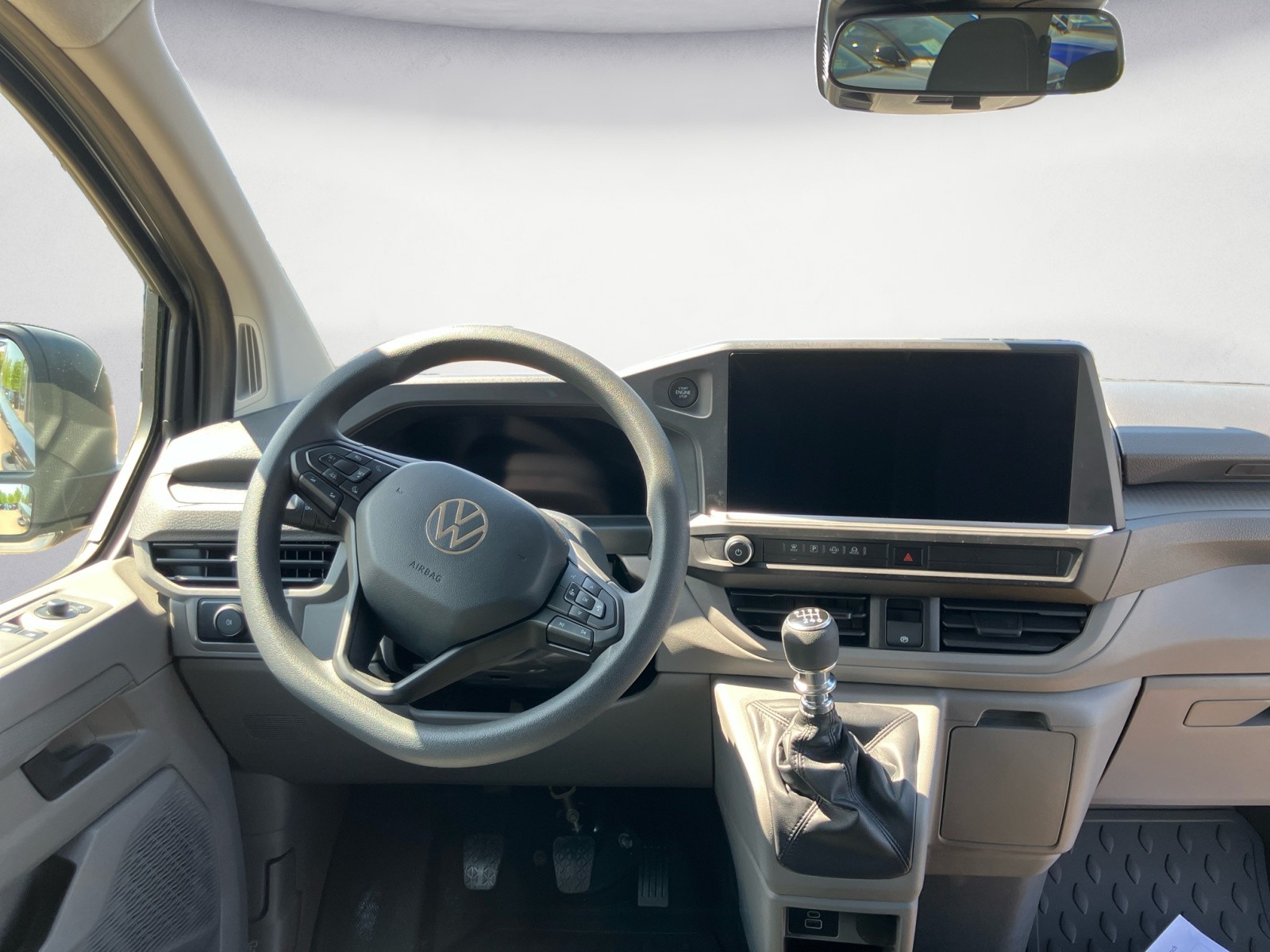 Volkswagen - Caravelle 2,0 l TDI 6-Gang Radst. 3100 mm