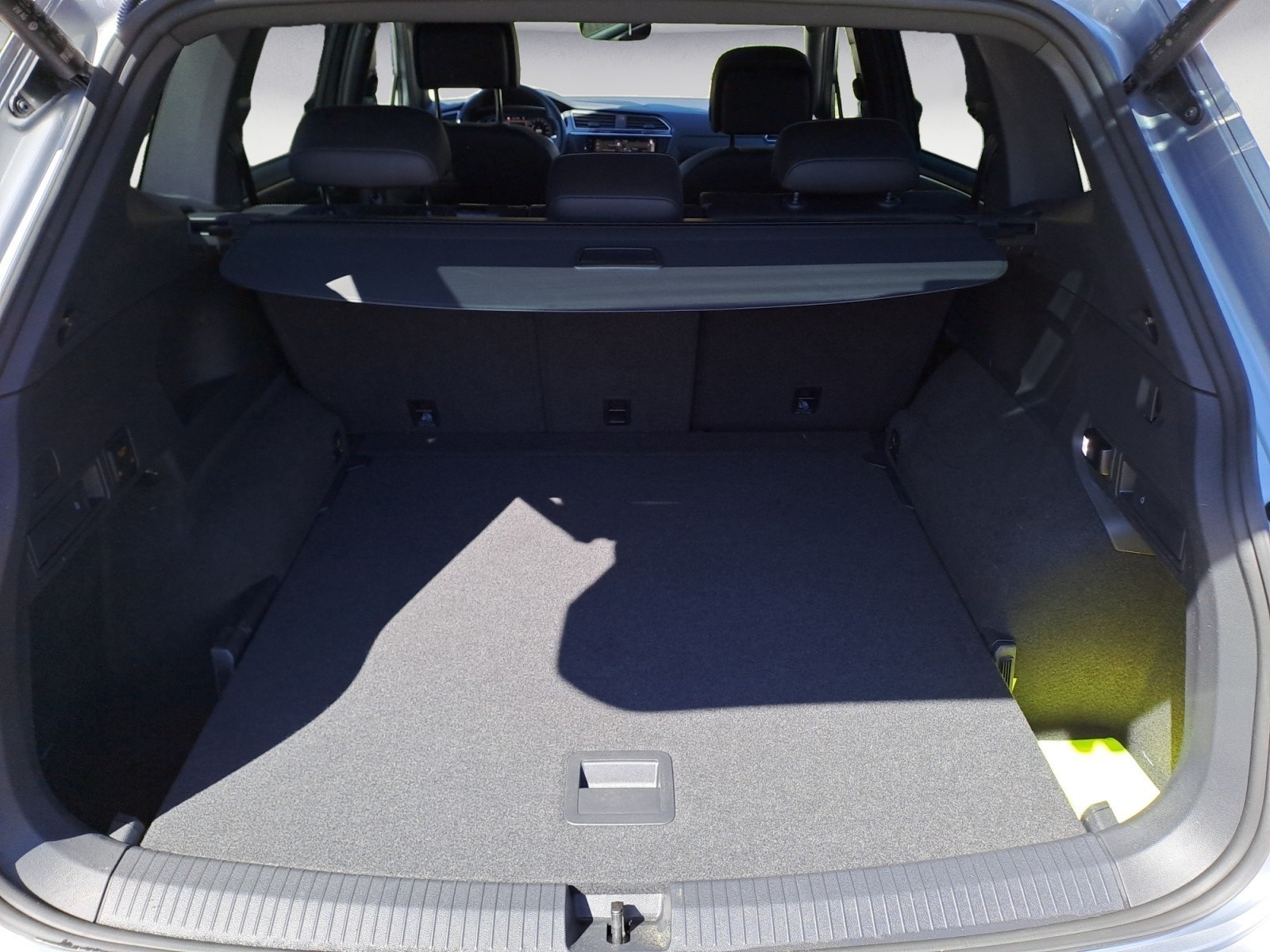 Volkswagen - Tiguan Allspace 2.0 TDI R-Line