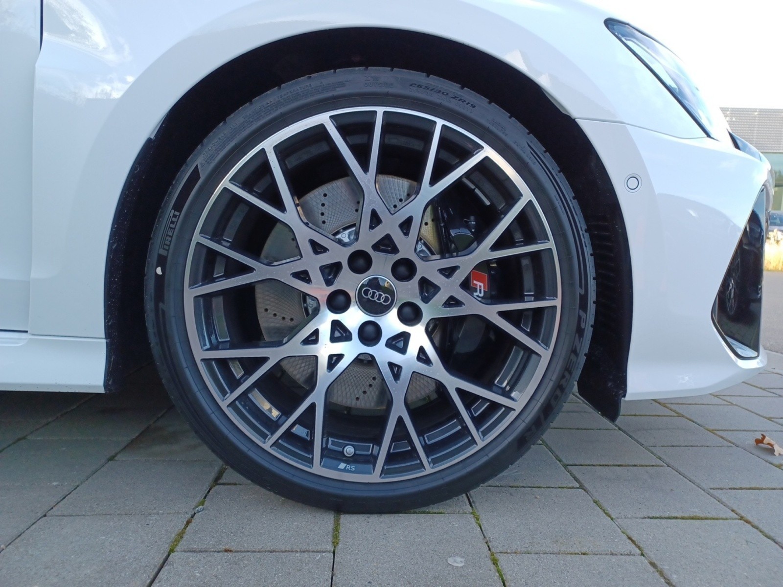Audi - RS 3 Sportback 294(400) kW(PS) S tr onic