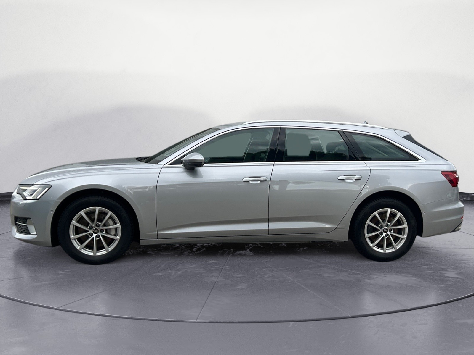 Audi - A6 Avant 45 TFSI S tronic advanced