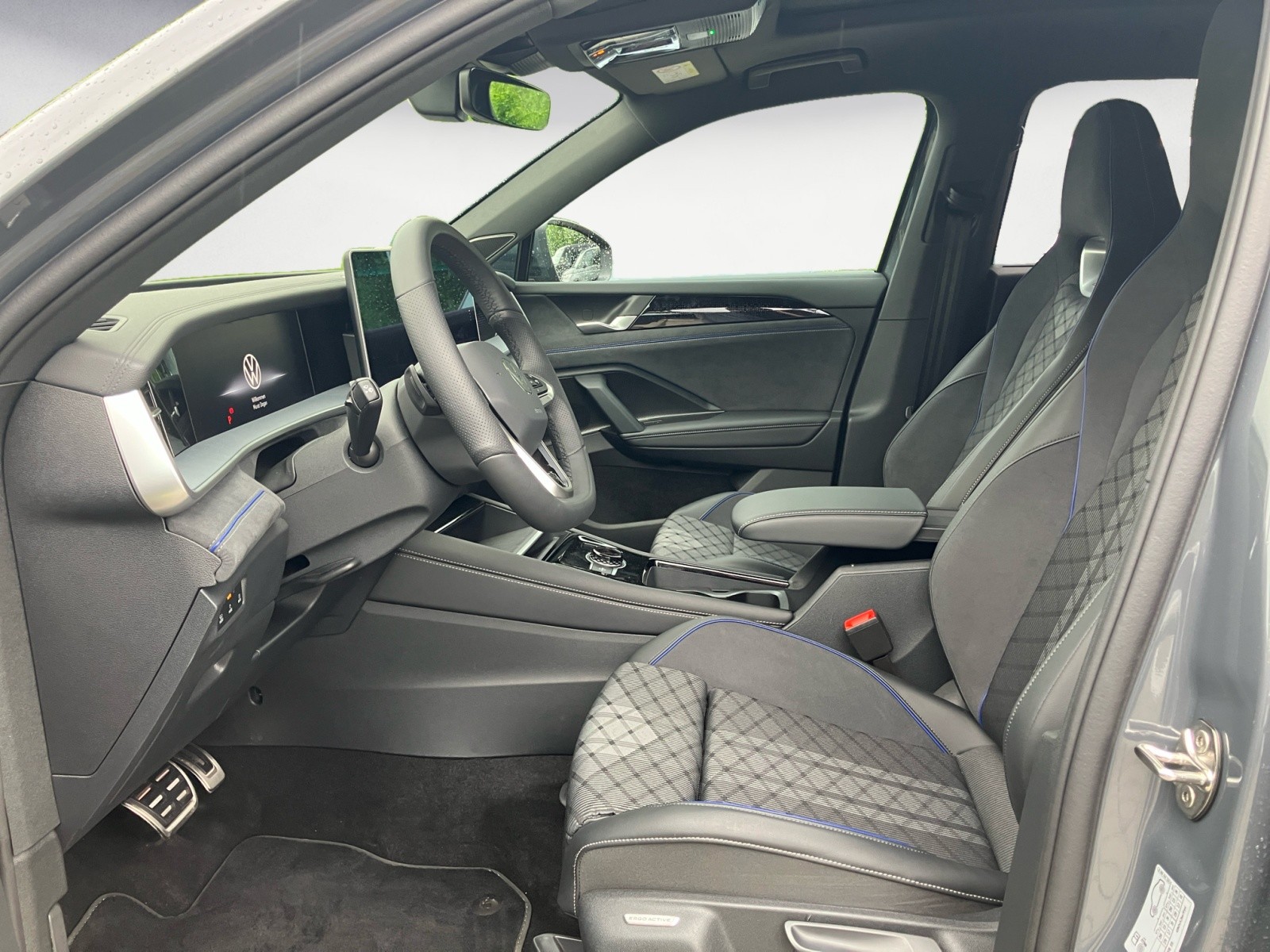 Volkswagen - Tayron R-Line 2,0 l TDI SCR 4MOTION  7-Gang-Doppelkupplungsgetrie be DSG