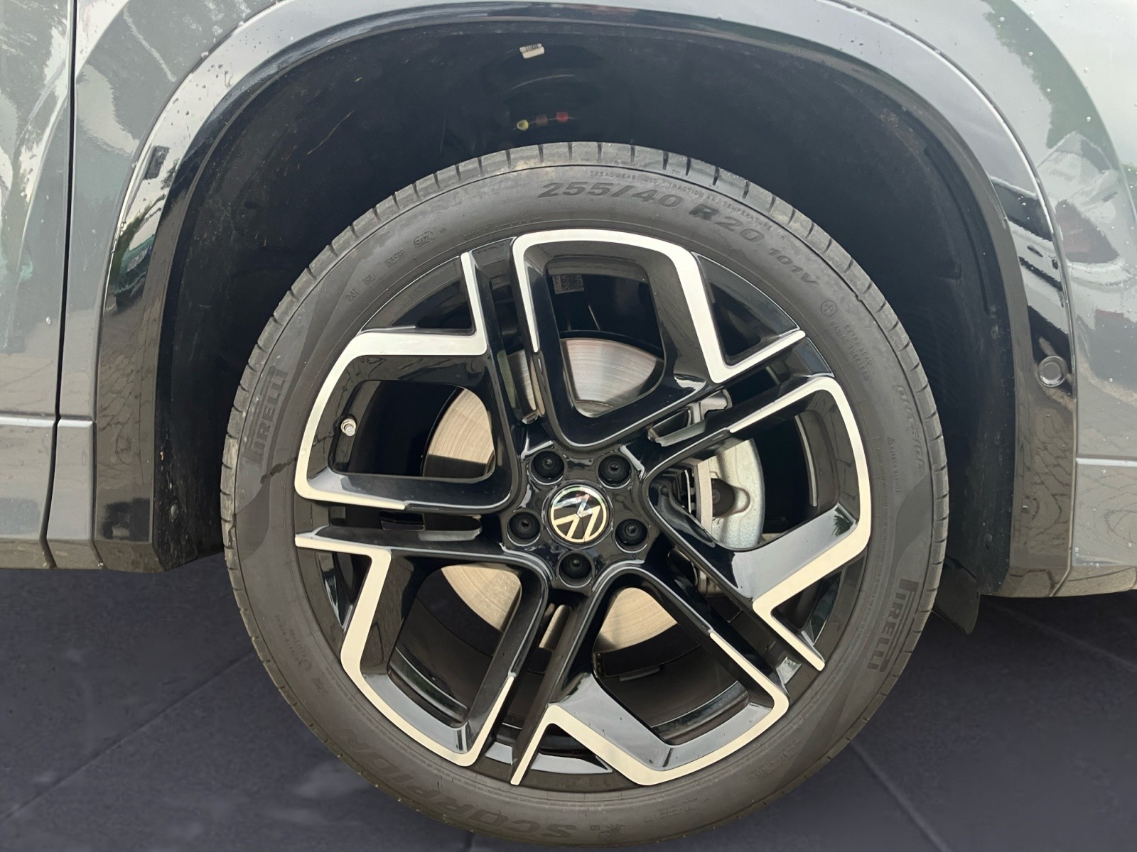 Volkswagen - Tayron R-Line 2,0 l TDI SCR 4MOTION  7-Gang-Doppelkupplungsgetrie be DSG