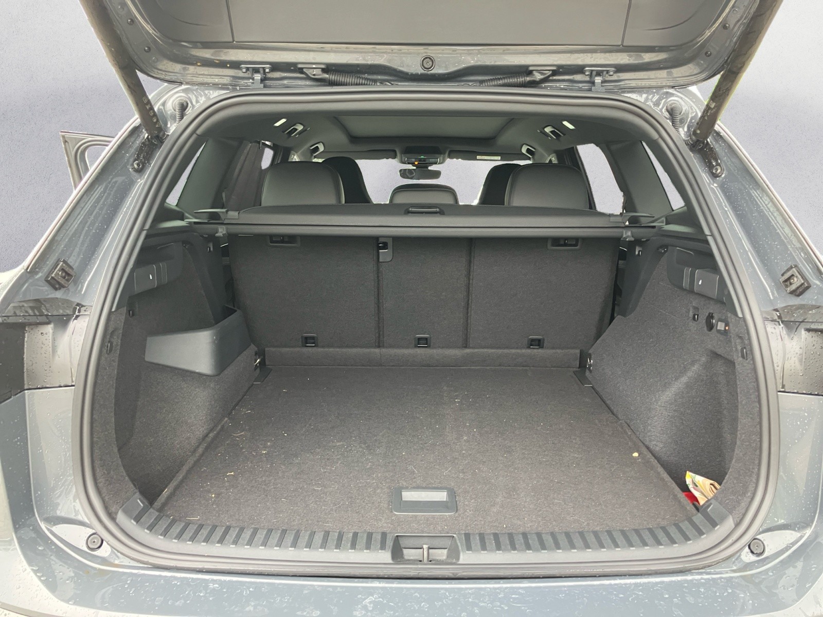Volkswagen - Tayron R-Line 2,0 l TDI SCR 4MOTION  7-Gang-Doppelkupplungsgetrie be DSG