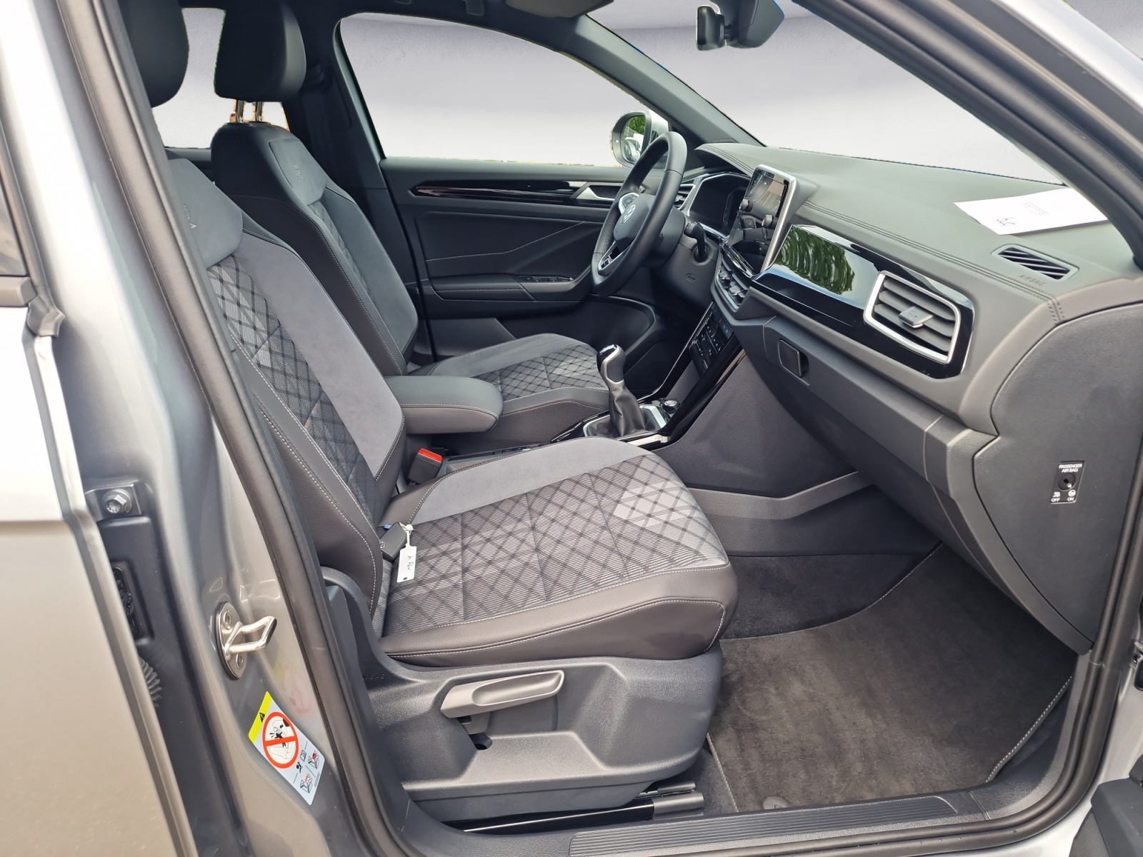 Volkswagen - T-Roc 1.0 TSI OPF R-Line