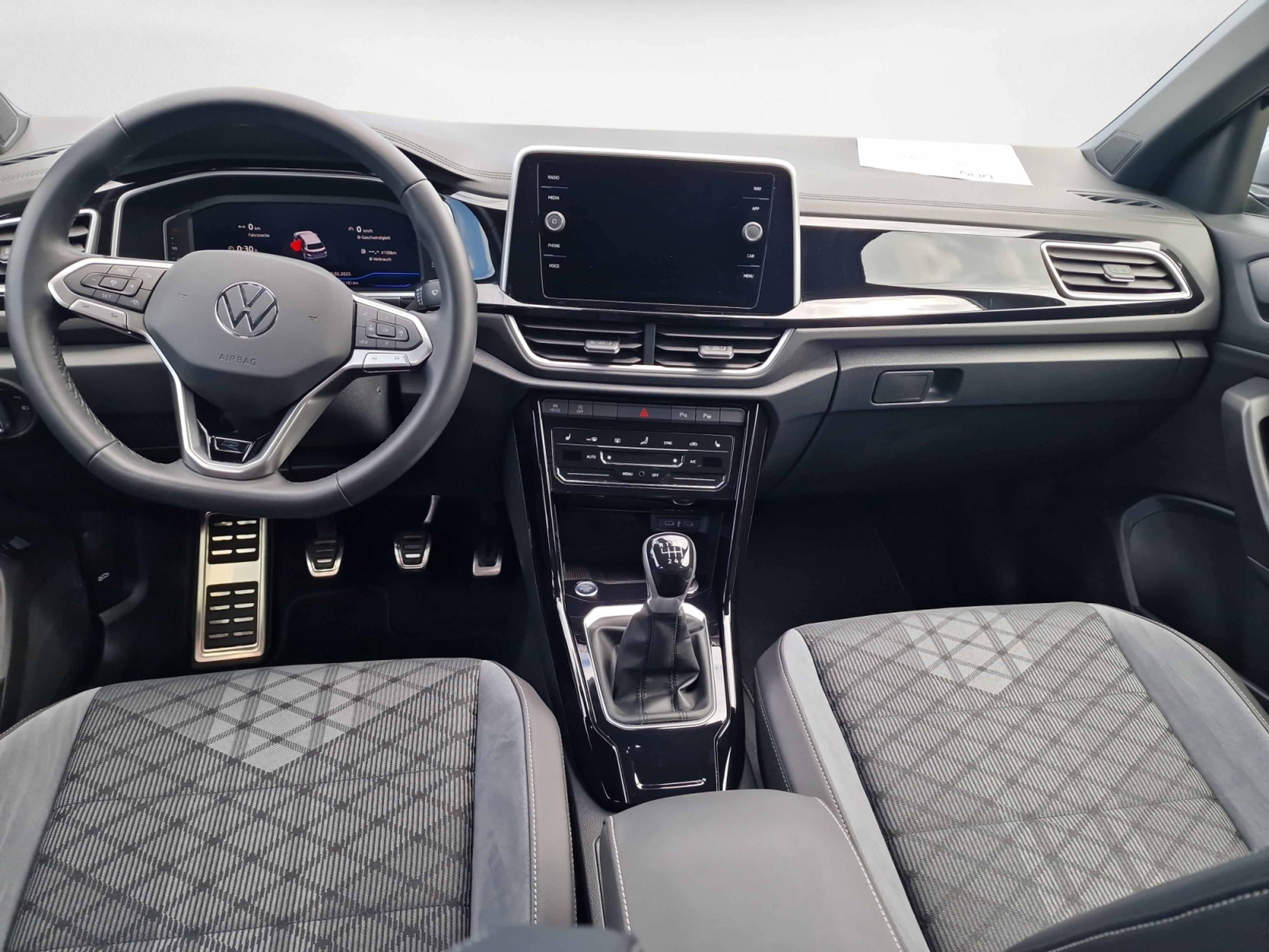 Volkswagen - T-Roc 1.0 TSI OPF R-Line