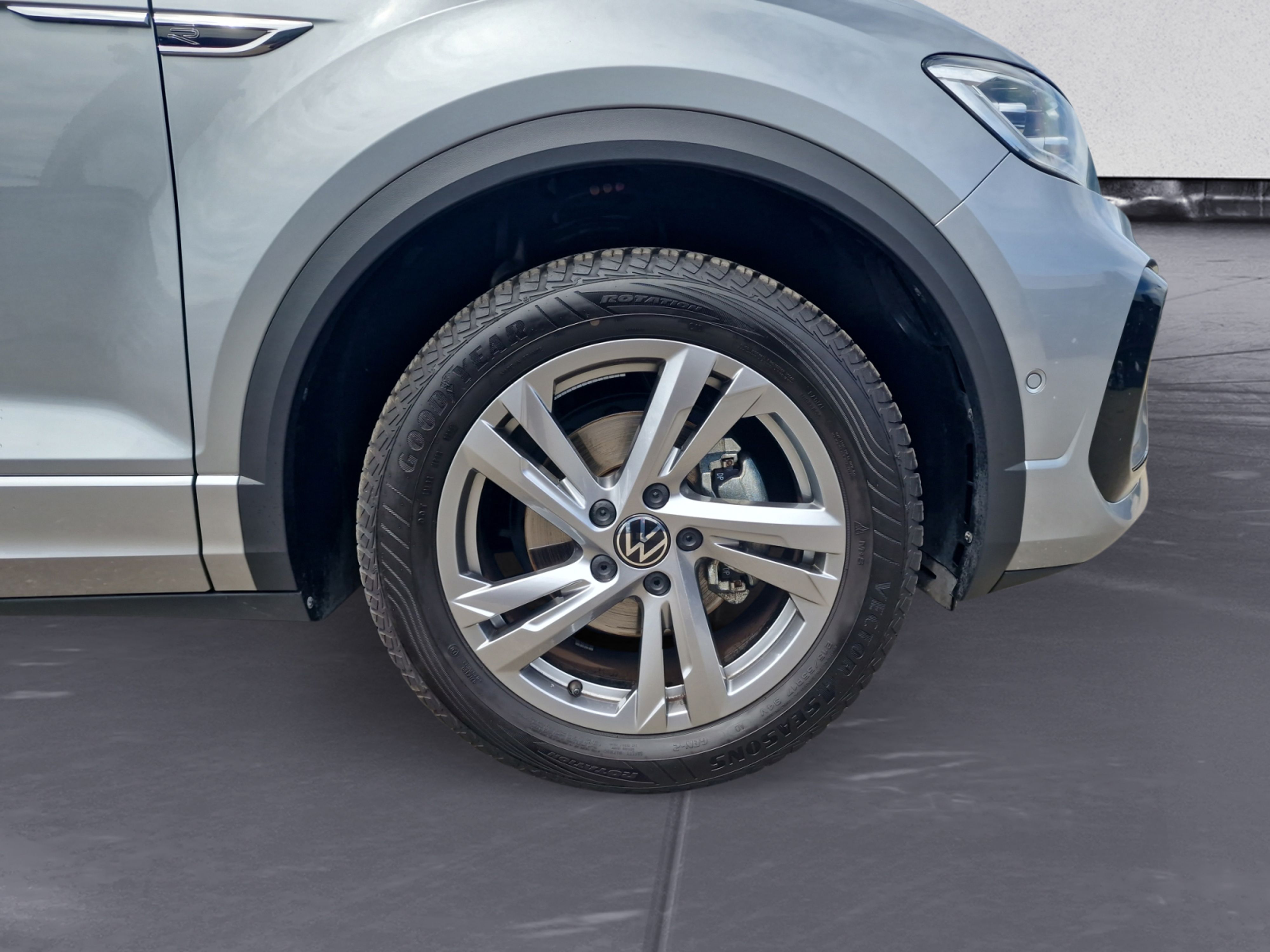 Volkswagen - T-Roc 1.0 TSI OPF R-Line
